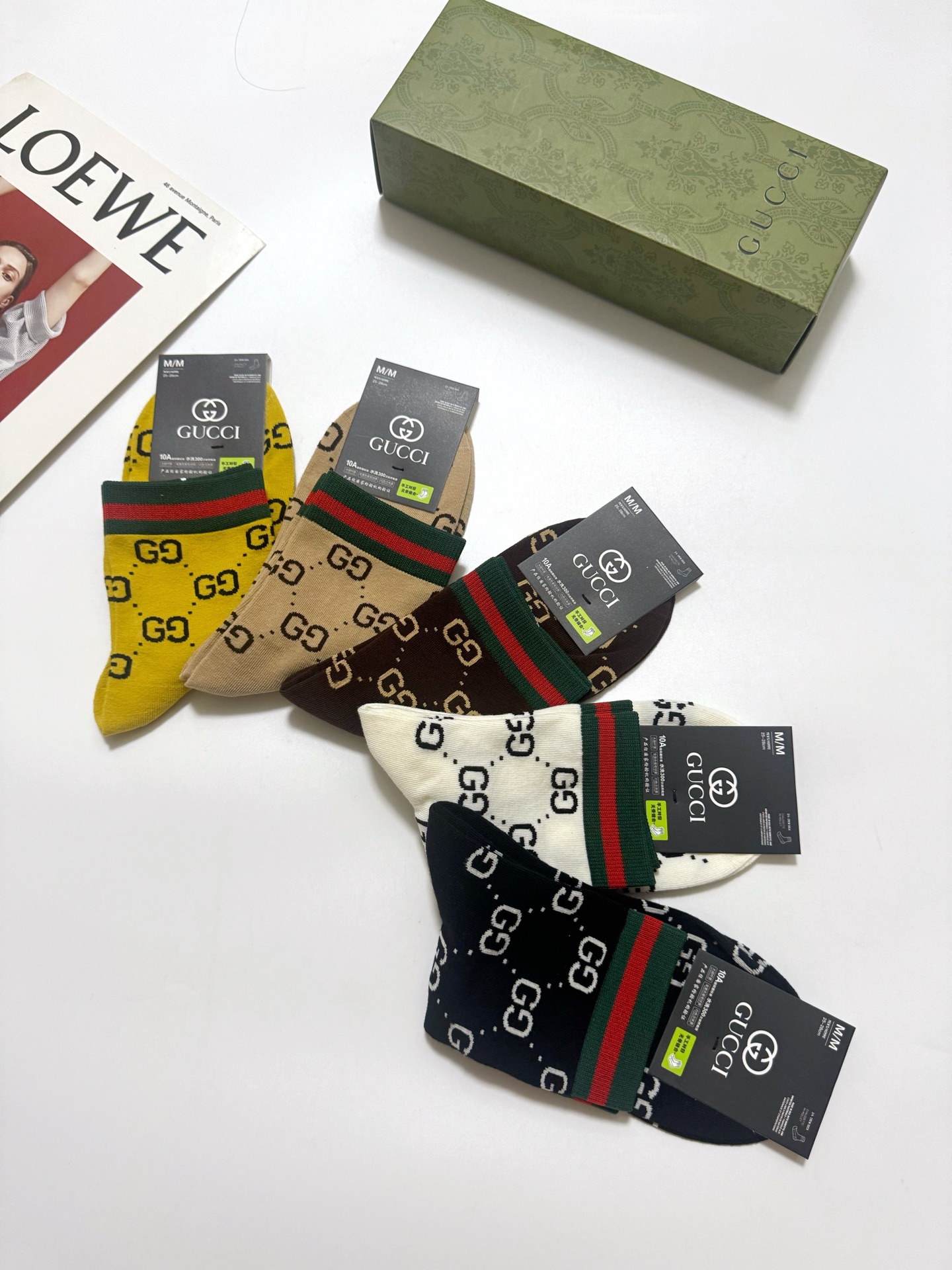 配包装 🌟【一盒5 双】 🌟Gucci 古琦 经典字母 logo短袜  ！纯棉面料软糯亲肤！ 🌟ins爆款！专柜在售in