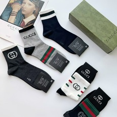 配包装 🌟【一盒5 双】 🌟Gucci 古琦 经典字母 logo短袜 !纯棉面料软糯亲肤! 🌟ins爆款!专柜在售in 配包装 🌟【一盒5 双】 🌟Gucci 古琦 经典字母 logo短袜 !纯棉面料软糯亲肤! 🌟ins爆款!专柜在售in