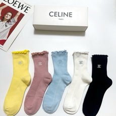 配包装 🌟【一盒5 双】 🌟Celine 赛琳 经典刺绣字母logo 纯棉中筒袜 ,ins超火爆小腿袜,纯棉面料, 配包装 🌟【一盒5 双】 🌟Celine 赛琳 经典刺绣字母logo 纯棉中筒袜 ,ins超火爆小腿袜,纯棉面料,