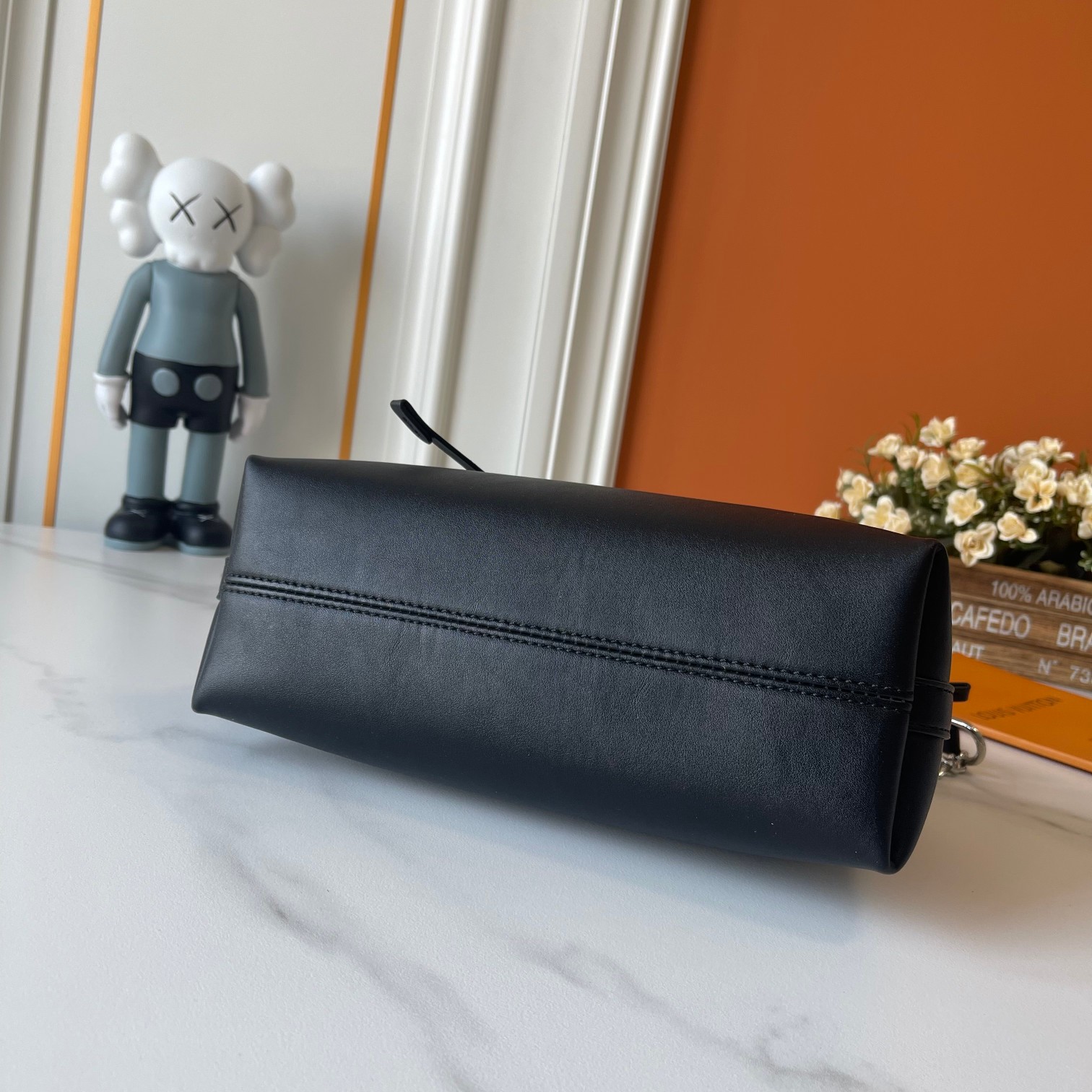 Monogram Canvas Crossbody Bag, 26 cm - Vintage-Inspired, Detachable Strap 6 a1734759005317 6761