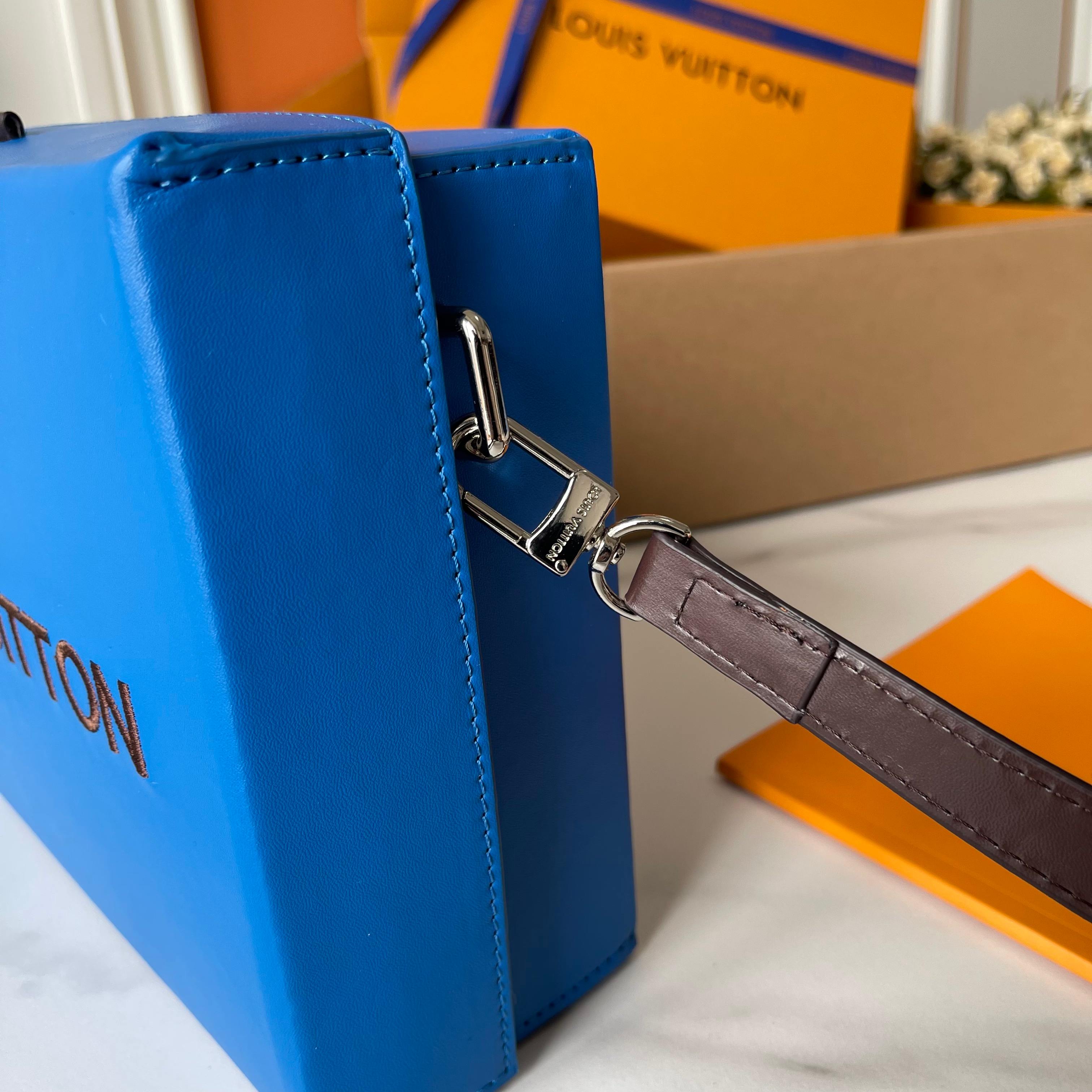 Louis Vuitton Blue Leather Shopper Bag with Detachable Strap - Medium Size 8 a1740803015753 1208