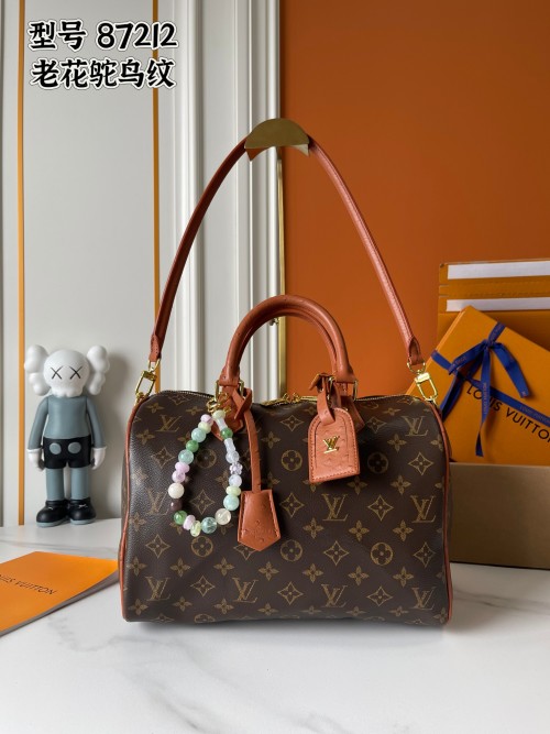 Louis Vuitton Speedy Soft 30: Monogram Canvas, Leather Lining, and Chic Details 1 Louis Vuitton Speedy Soft 30: Monogram Canvas, Leather Lining, and Chic Details