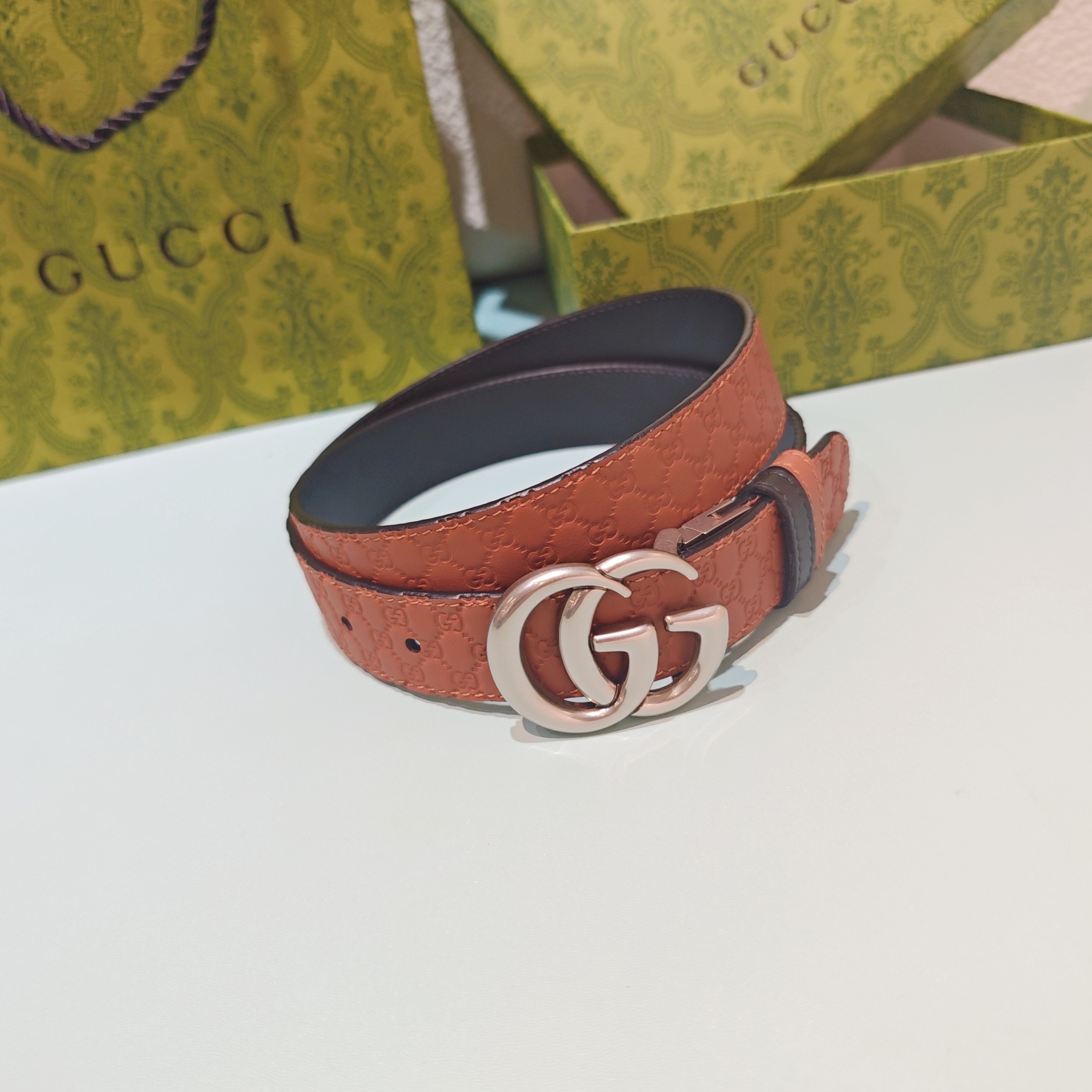 💥💥💥3.0cm 古驰 腰带，双面头层牛皮，长度：75.80.85.90.95.100.105欧，铜五金