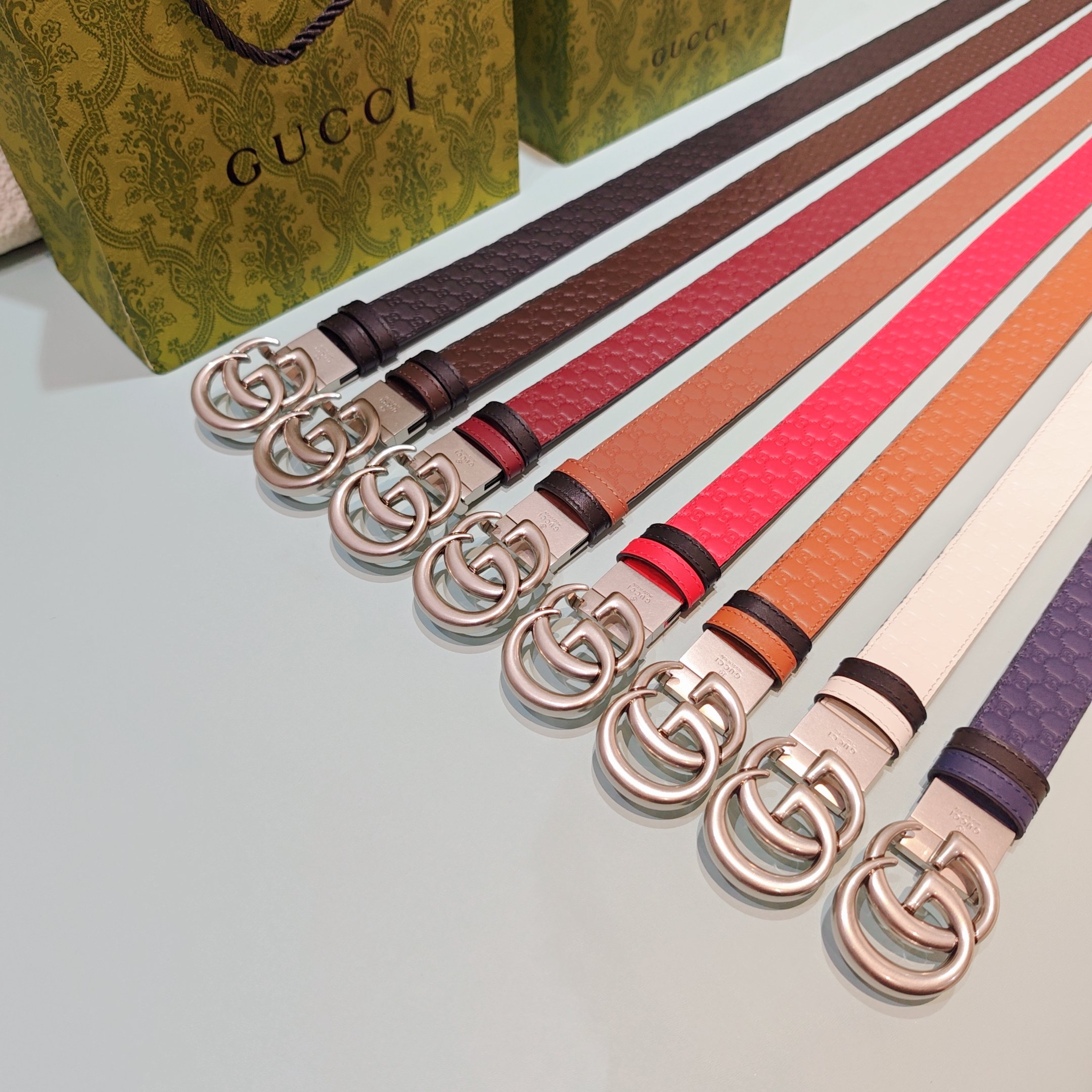 💥💥💥3.0cm 古驰 腰带，双面头层牛皮，长度：75.80.85.90.95.100.105欧，铜五金