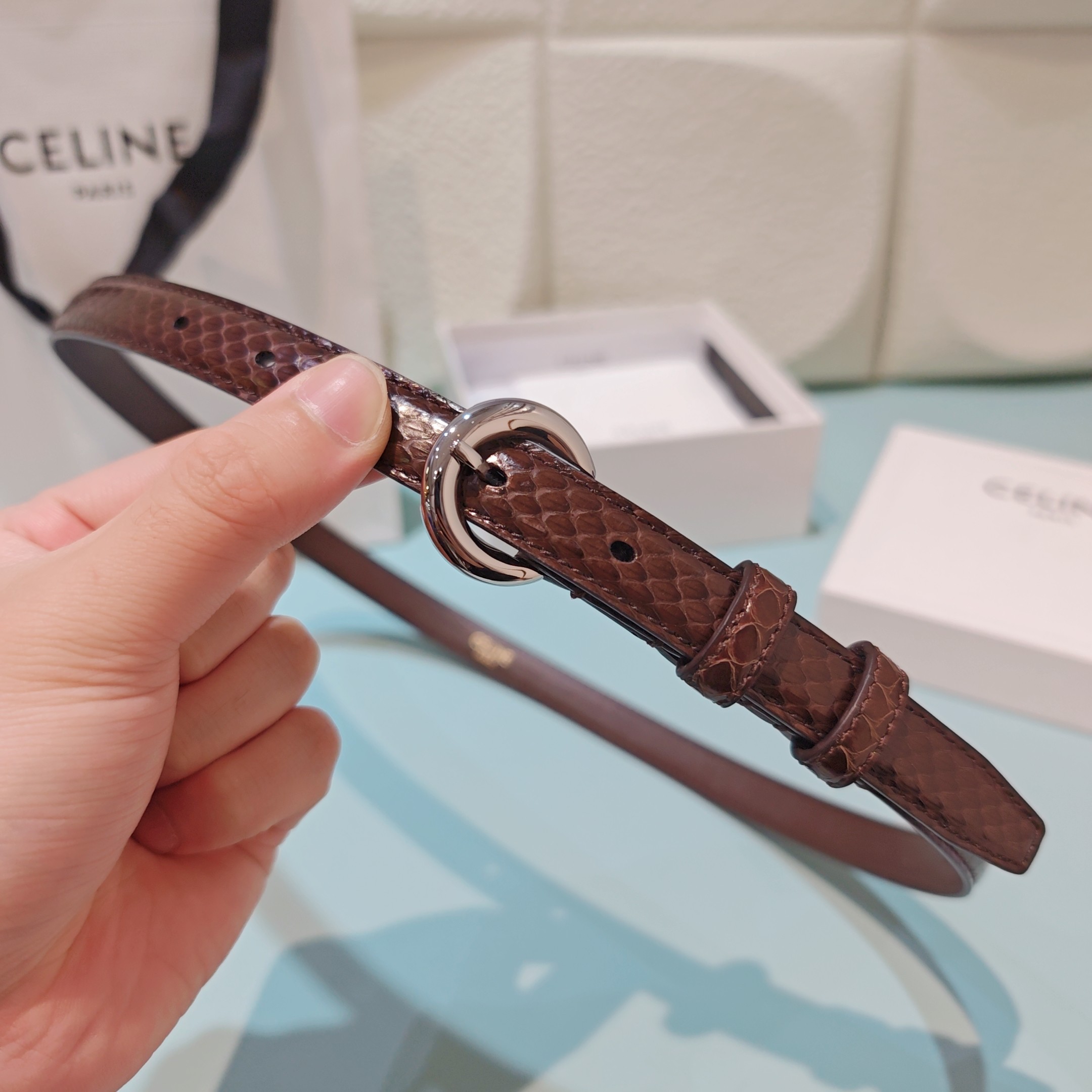 💥💥💥1.8cm赛琳CELINE腰带，双面头层牛皮，长度：75.80.85.90.95.100.欧，铜五