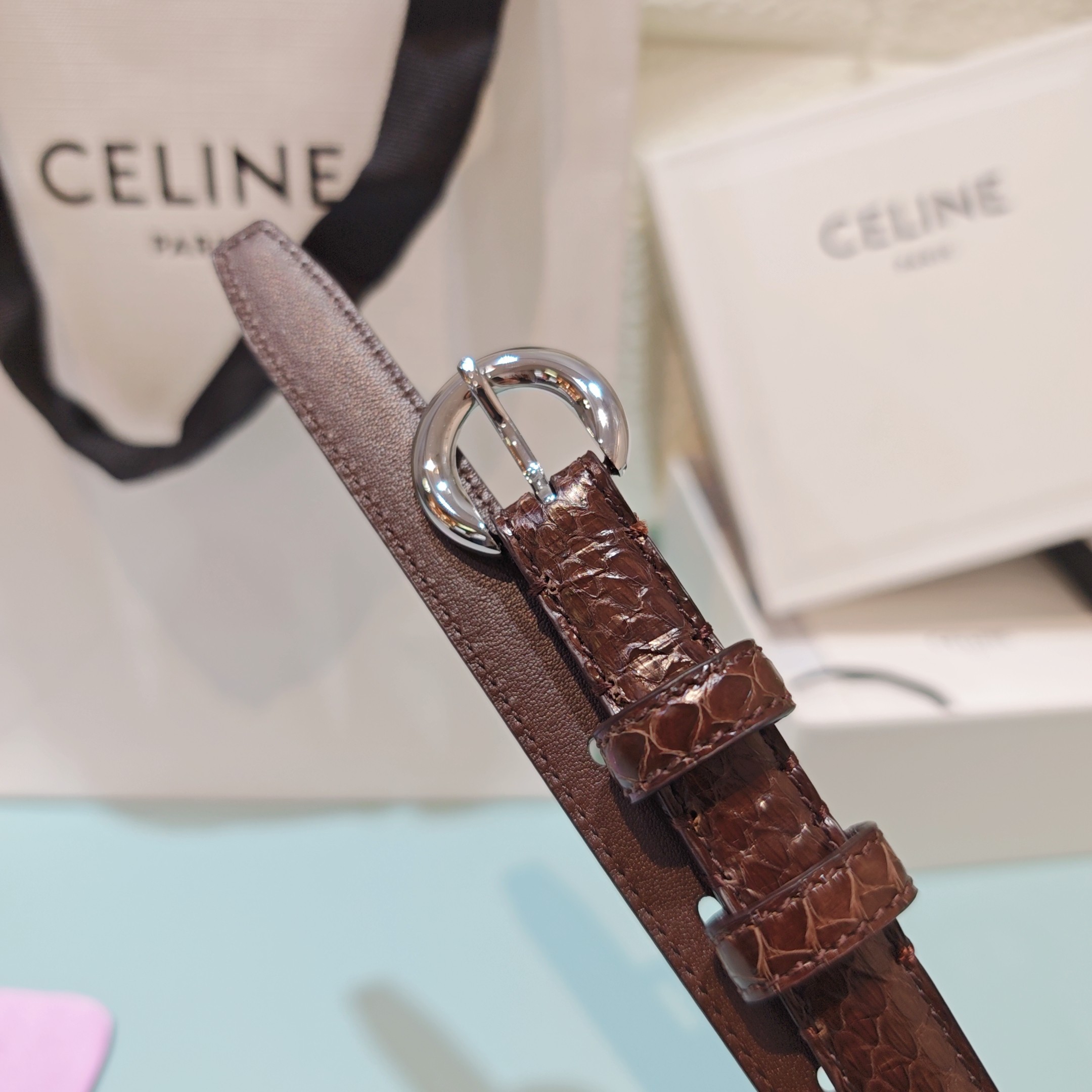 💥💥💥1.8cm赛琳CELINE腰带，双面头层牛皮，长度：75.80.85.90.95.100.欧，铜五