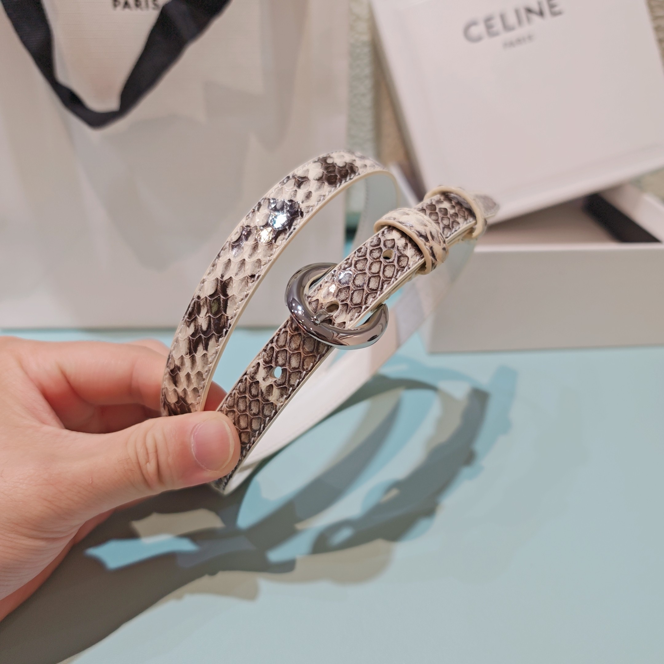 💥💥💥1.8cm赛琳CELINE腰带，双面头层牛皮，长度：75.80.85.90.95.100.欧，铜五