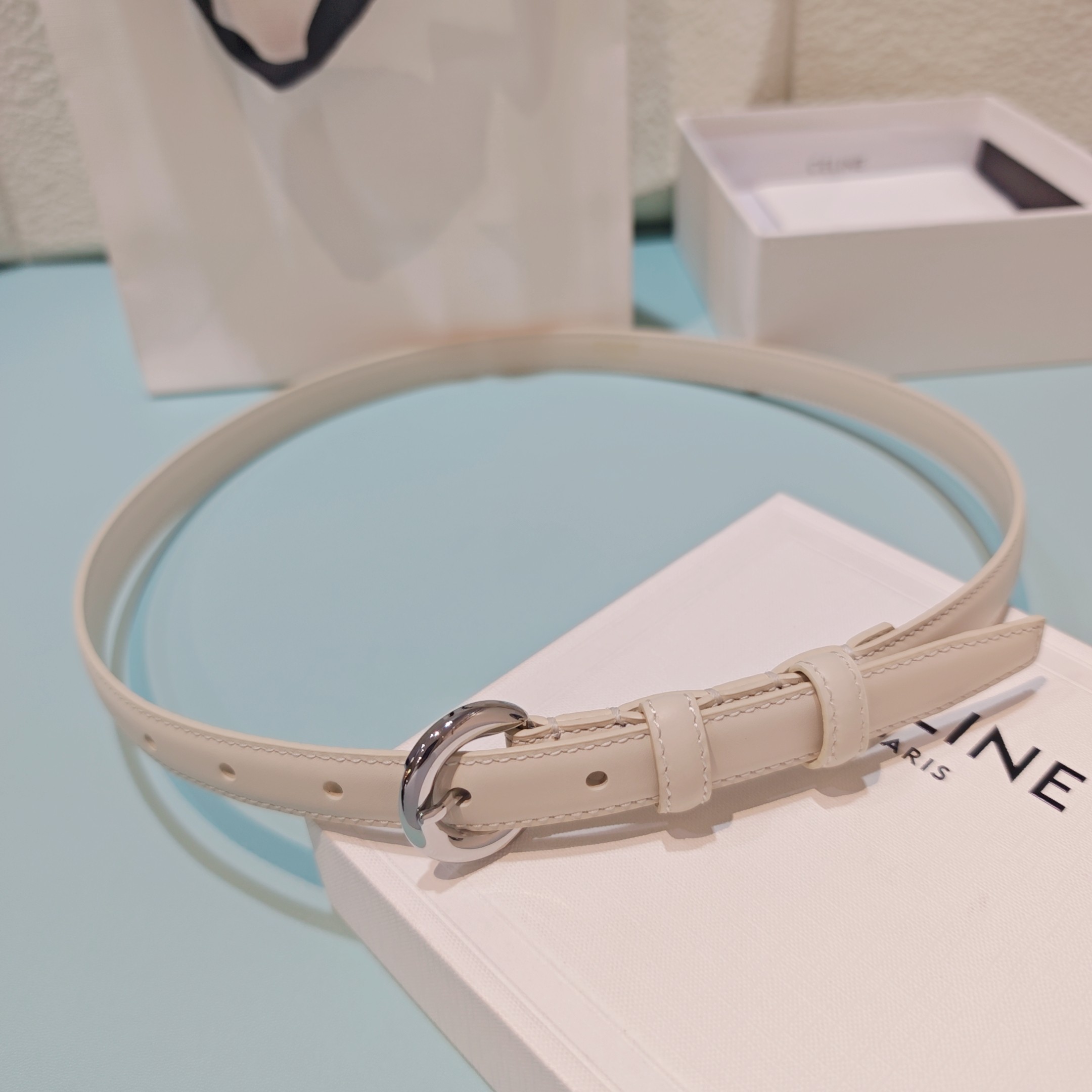 💥💥💥1.8cm赛琳CELINE腰带，双面头层牛皮，长度：75.80.85.90.95.100.欧，铜五