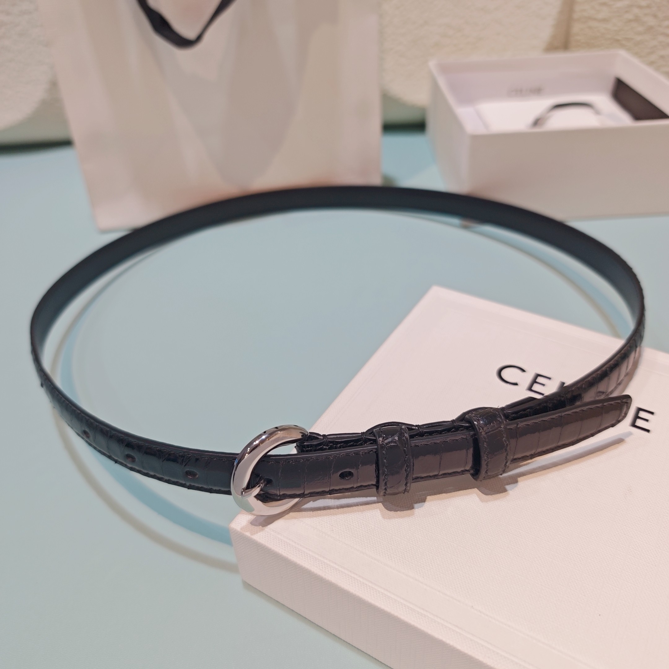 💥💥💥1.8cm赛琳CELINE腰带，双面头层牛皮，长度：75.80.85.90.95.100.欧，铜五