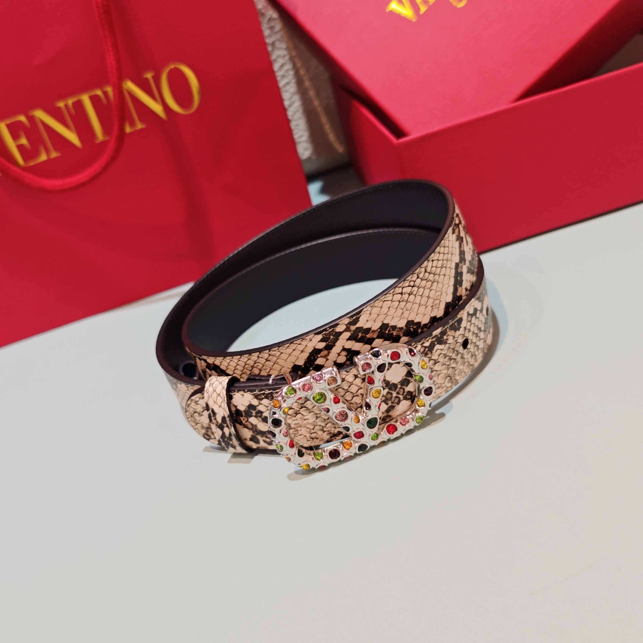 💥💥💥3.0cm华伦天奴腰带，双面头层牛皮，长度：75.80.85.90.95.100.105欧，铜五金