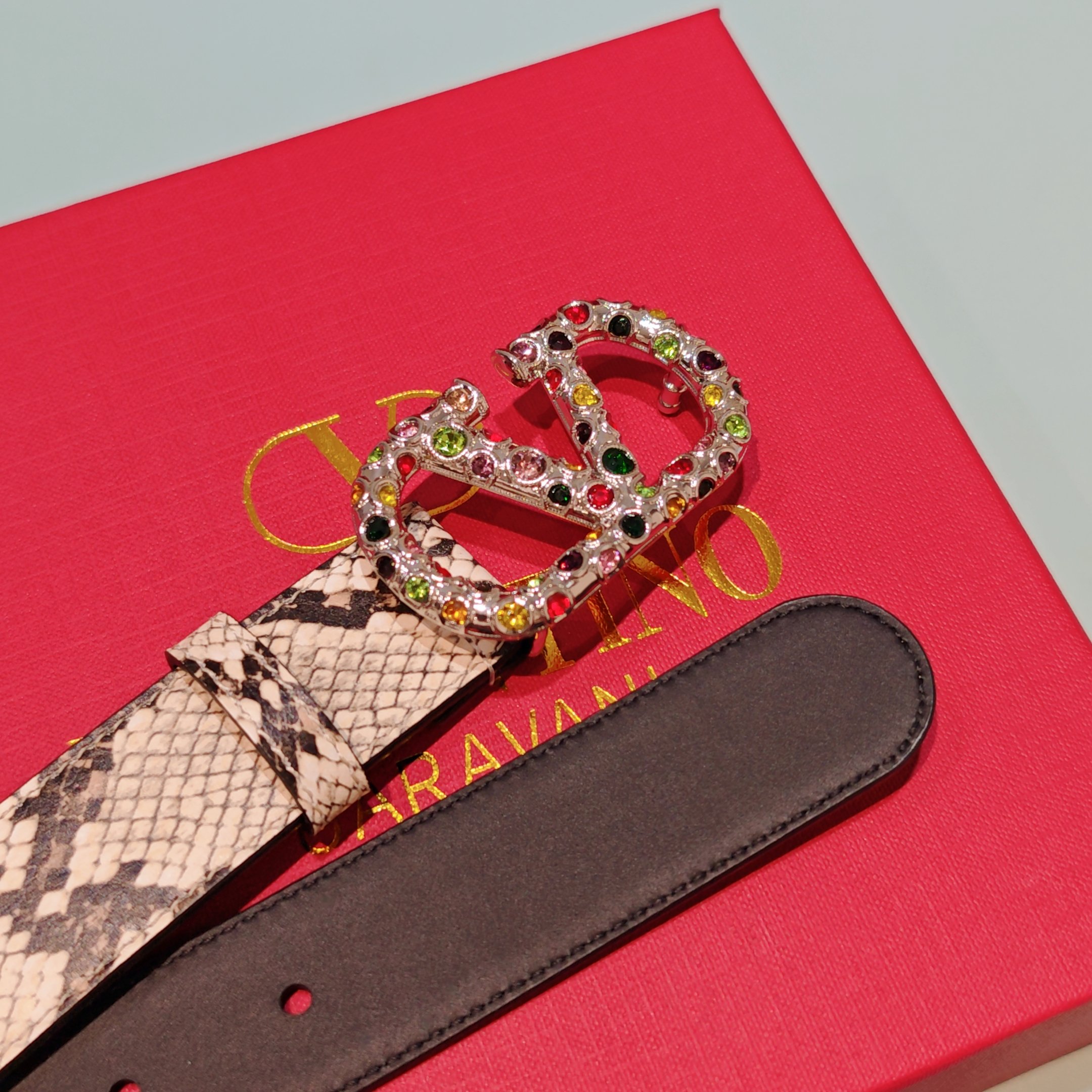 💥💥💥3.0cm华伦天奴腰带，双面头层牛皮，长度：75.80.85.90.95.100.105欧，铜五金