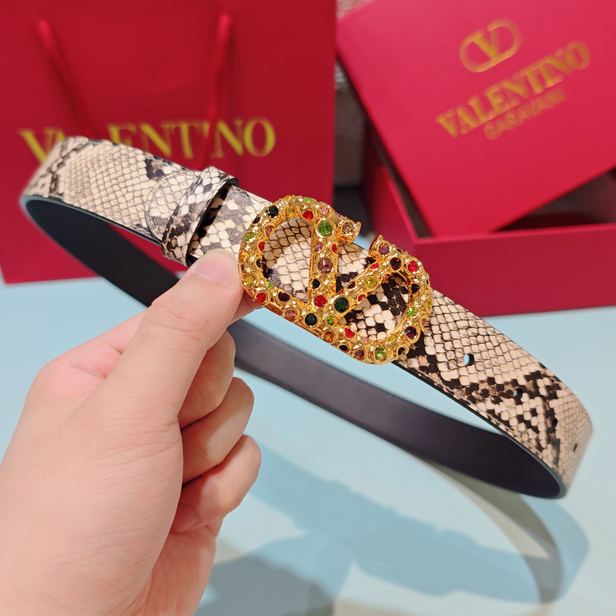 💥💥💥3.0cm华伦天奴腰带，双面头层牛皮，长度：75.80.85.90.95.100.105欧，铜五金