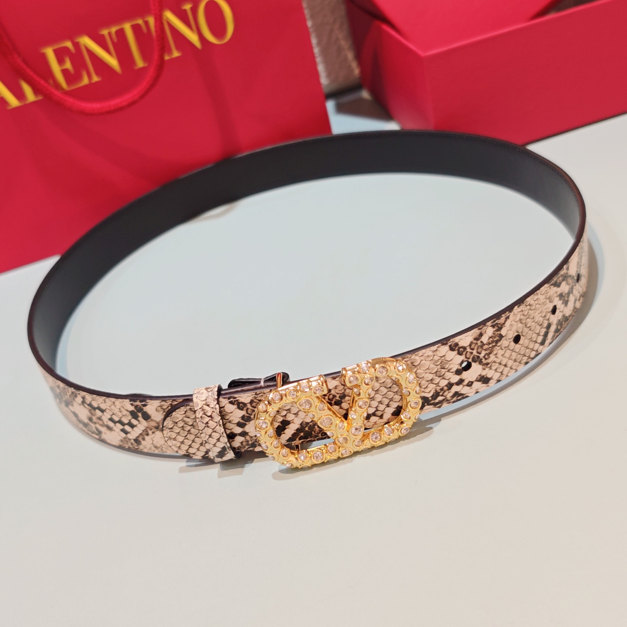 💥💥💥3.0cm华伦天奴腰带，双面头层牛皮，长度：75.80.85.90.95.100.105欧，铜五金