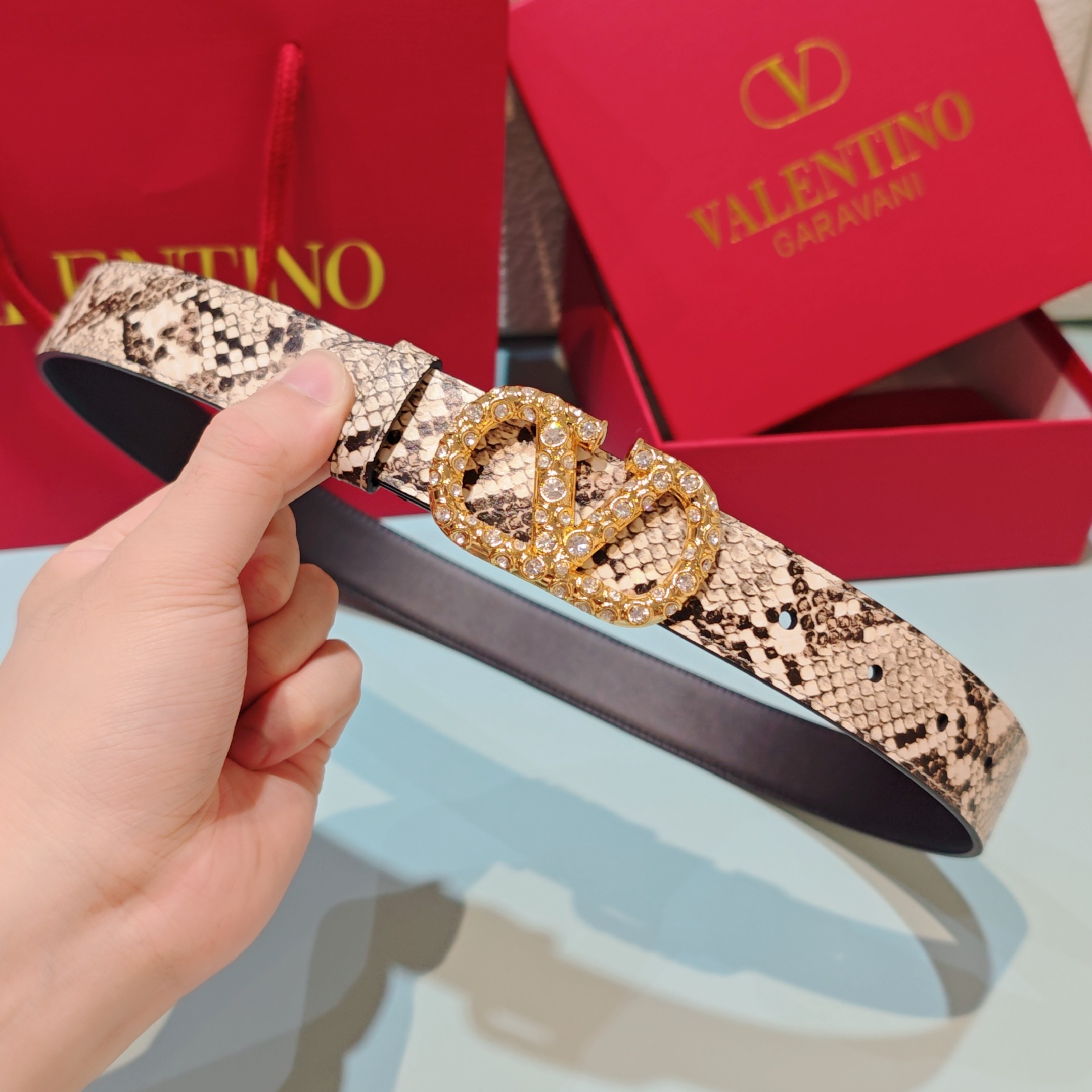 💥💥💥3.0cm华伦天奴腰带，双面头层牛皮，长度：75.80.85.90.95.100.105欧，铜五金