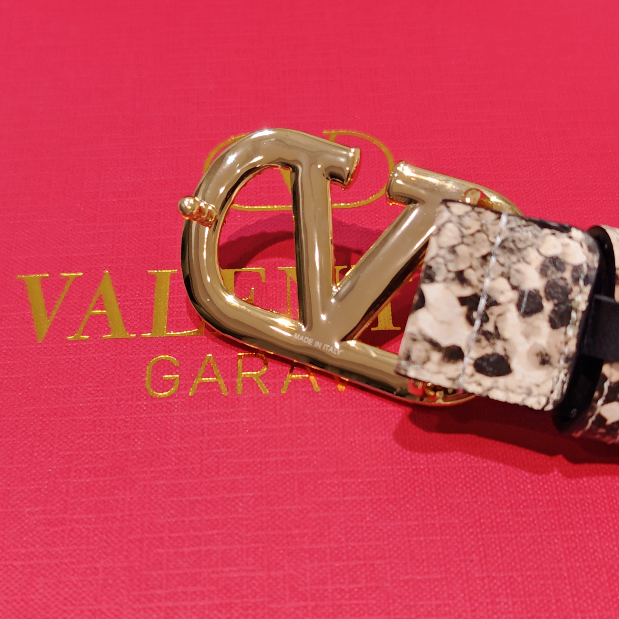 💥💥💥3.0cm华伦天奴腰带，双面头层牛皮，长度：75.80.85.90.95.100.105欧，铜五金