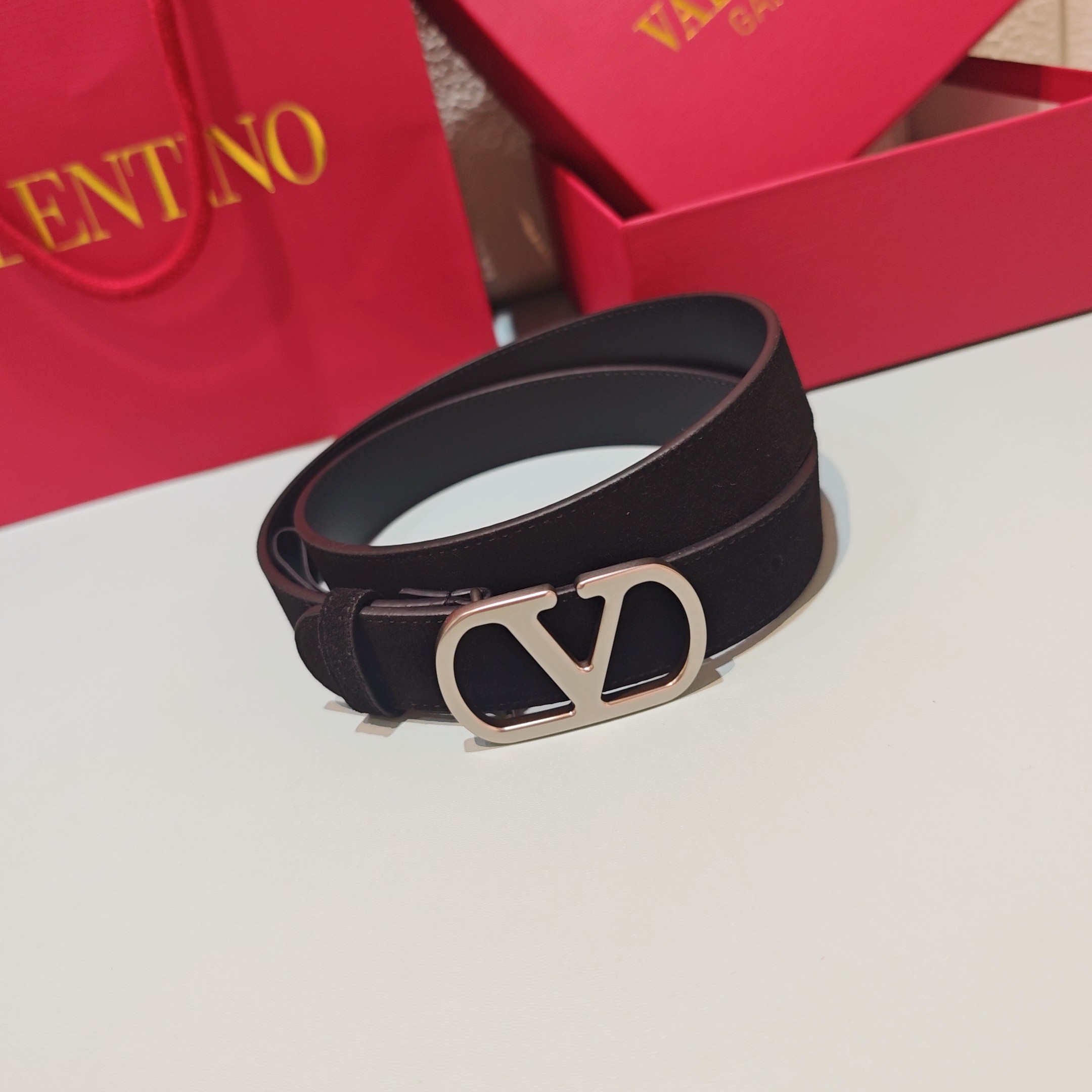 💥💥💥3.0cm 华伦天奴 腰带，双面头层牛皮，长度：75.80.85.90.95.100.105欧，铜