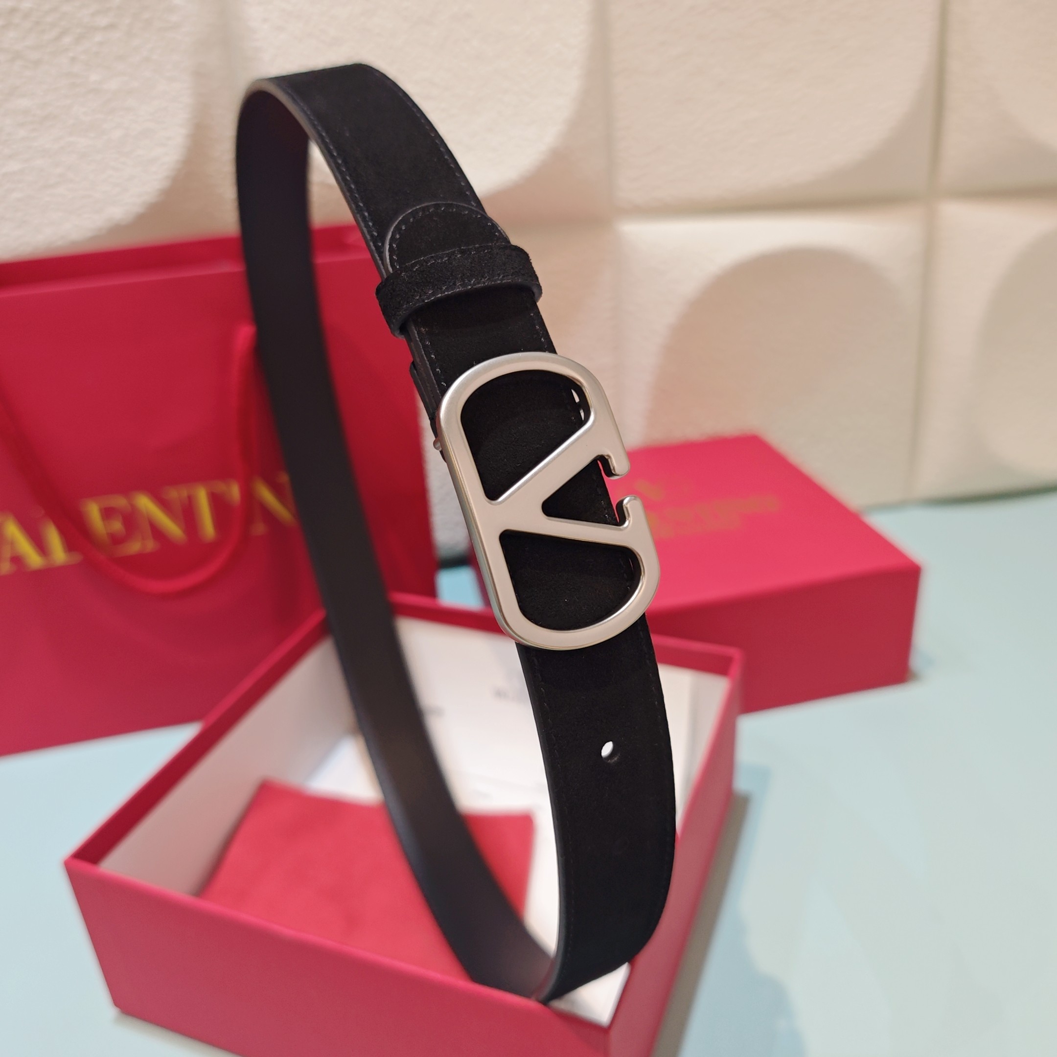 💥💥💥3.0cm 华伦天奴 腰带，双面头层牛皮，长度：75.80.85.90.95.100.105欧，铜