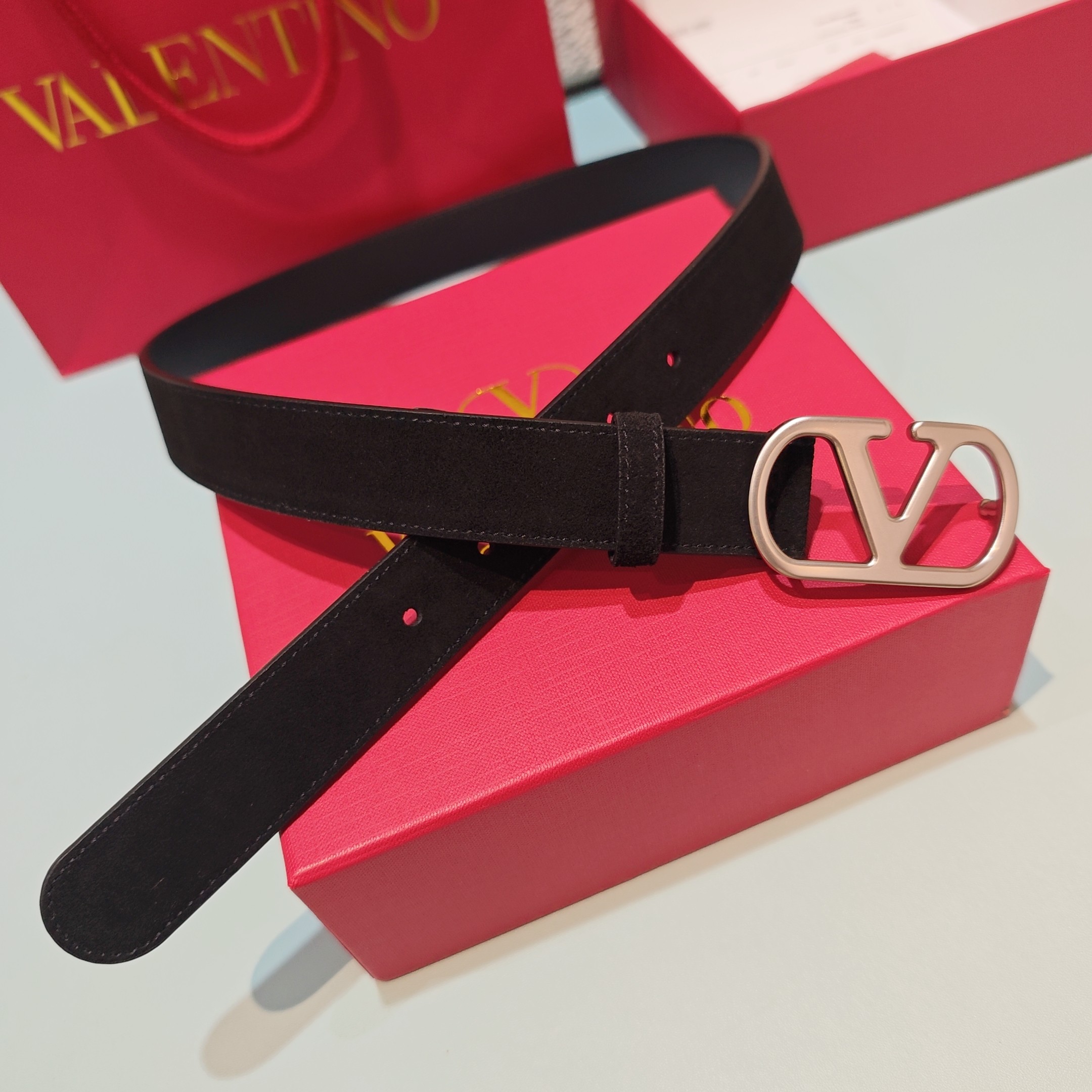 💥💥💥3.0cm 华伦天奴 腰带，双面头层牛皮，长度：75.80.85.90.95.100.105欧，铜