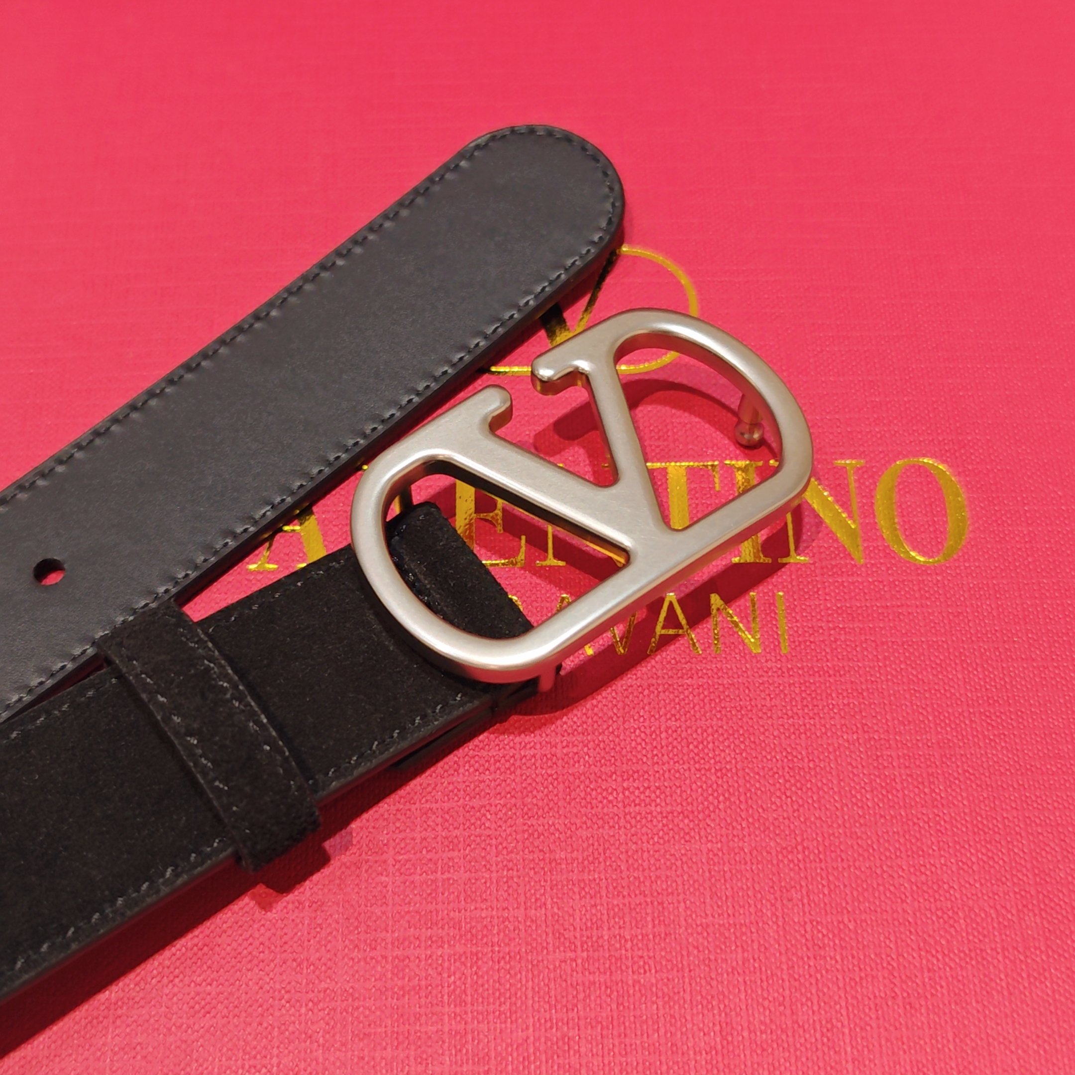 💥💥💥3.0cm 华伦天奴 腰带，双面头层牛皮，长度：75.80.85.90.95.100.105欧，铜