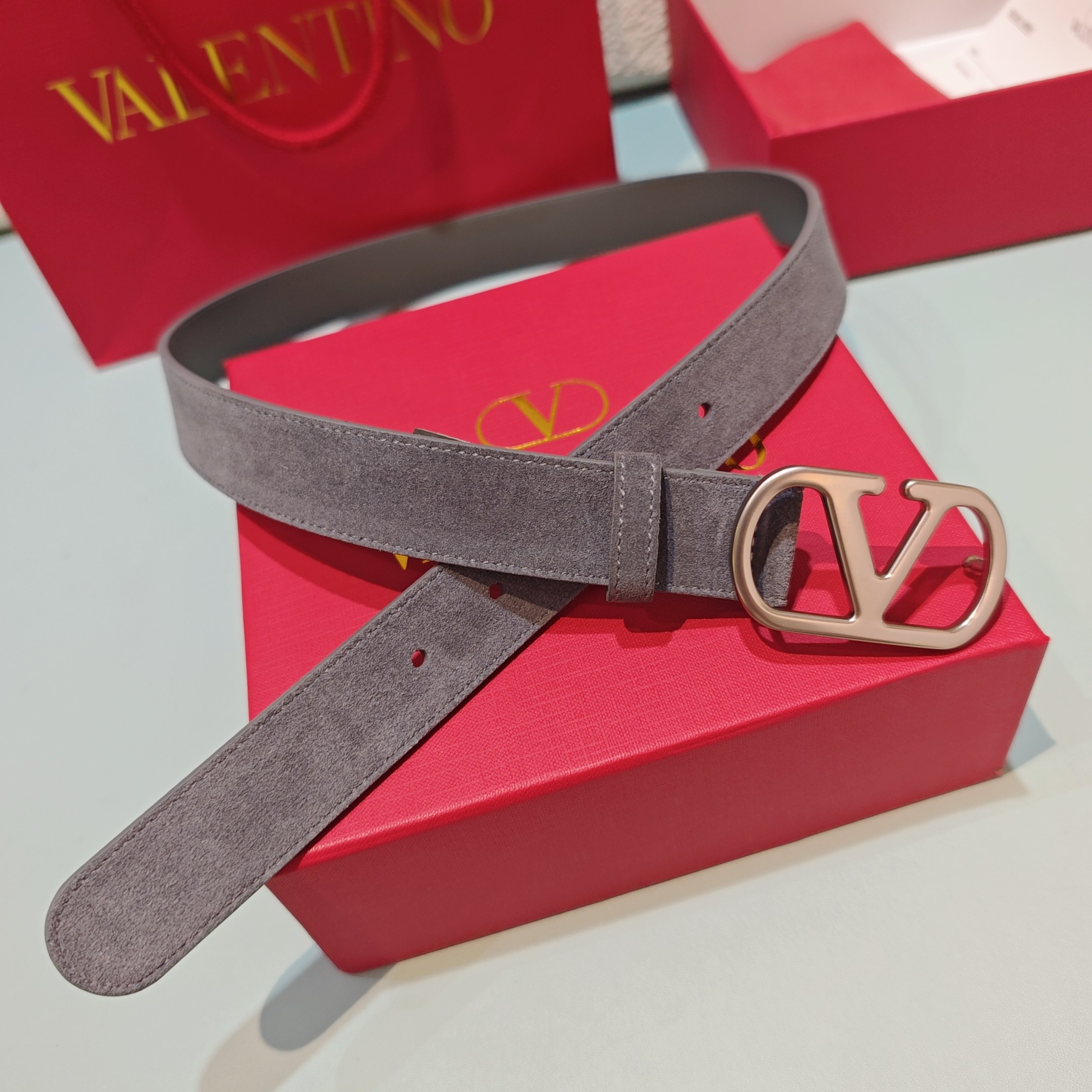 💥💥💥3.0cm 华伦天奴 腰带，双面头层牛皮，长度：75.80.85.90.95.100.105欧，铜