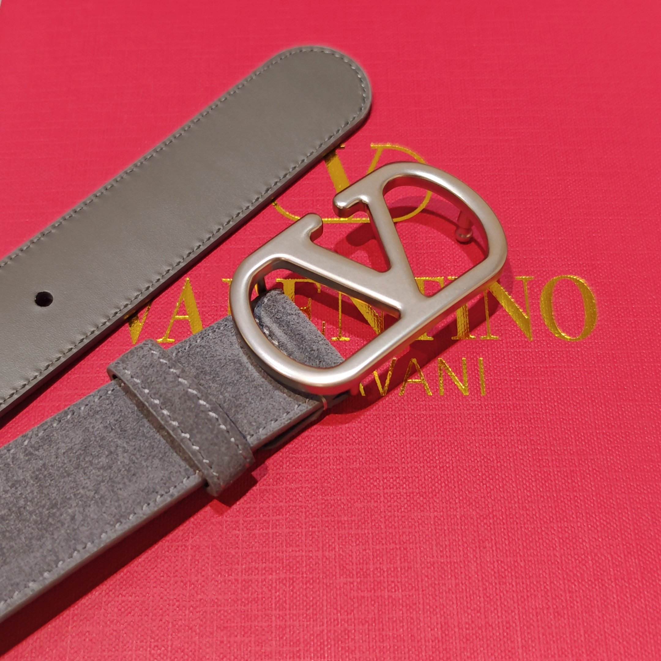 💥💥💥3.0cm 华伦天奴 腰带，双面头层牛皮，长度：75.80.85.90.95.100.105欧，铜