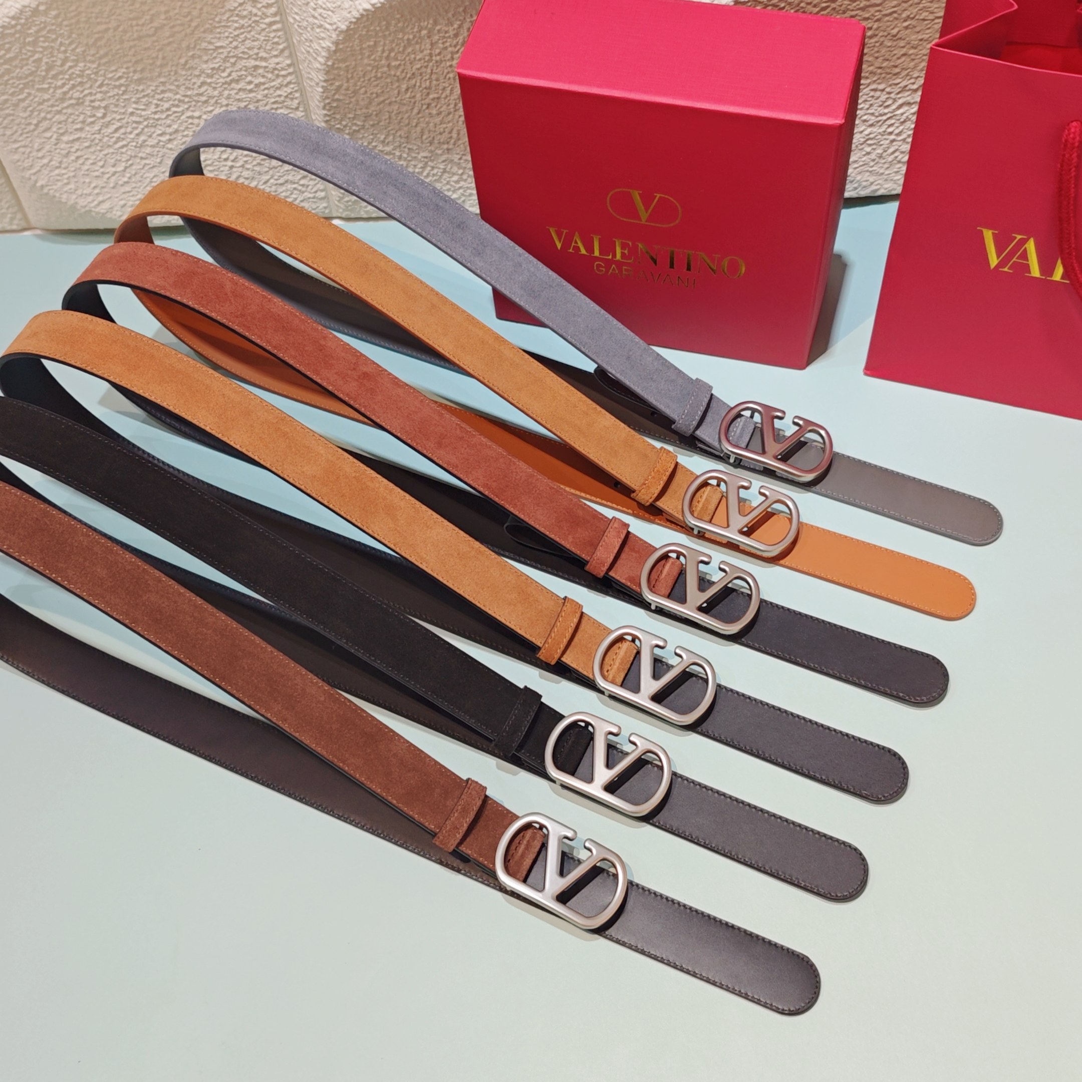 💥💥💥3.0cm 华伦天奴 腰带，双面头层牛皮，长度：75.80.85.90.95.100.105欧，铜