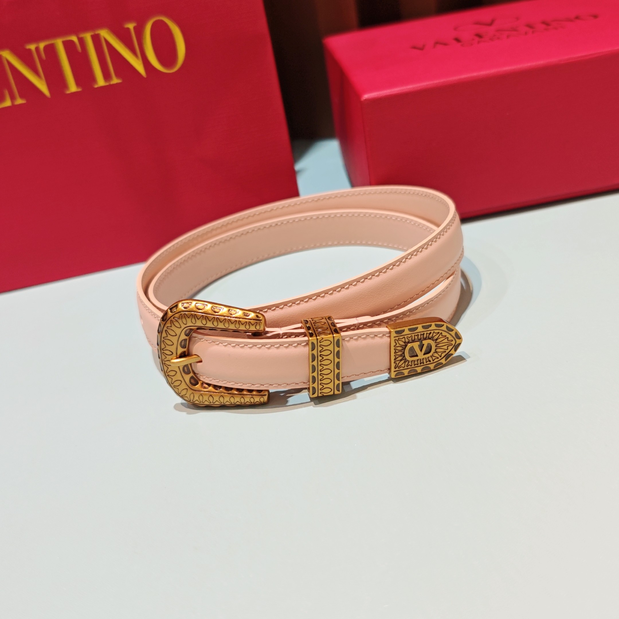 💥💥💥2.0cm 华伦天奴 腰带，双面头层牛皮，长度：75.80.85.90.95.100.105欧，铜