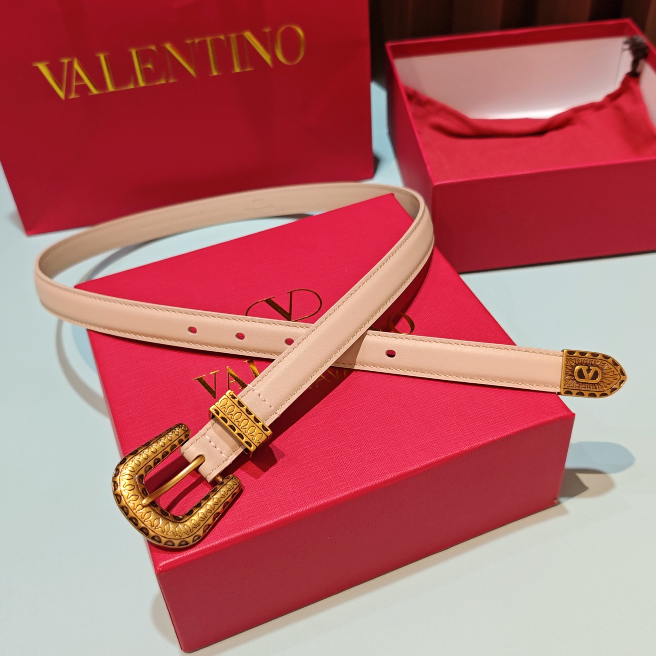 💥💥💥2.0cm 华伦天奴 腰带，双面头层牛皮，长度：75.80.85.90.95.100.105欧，铜