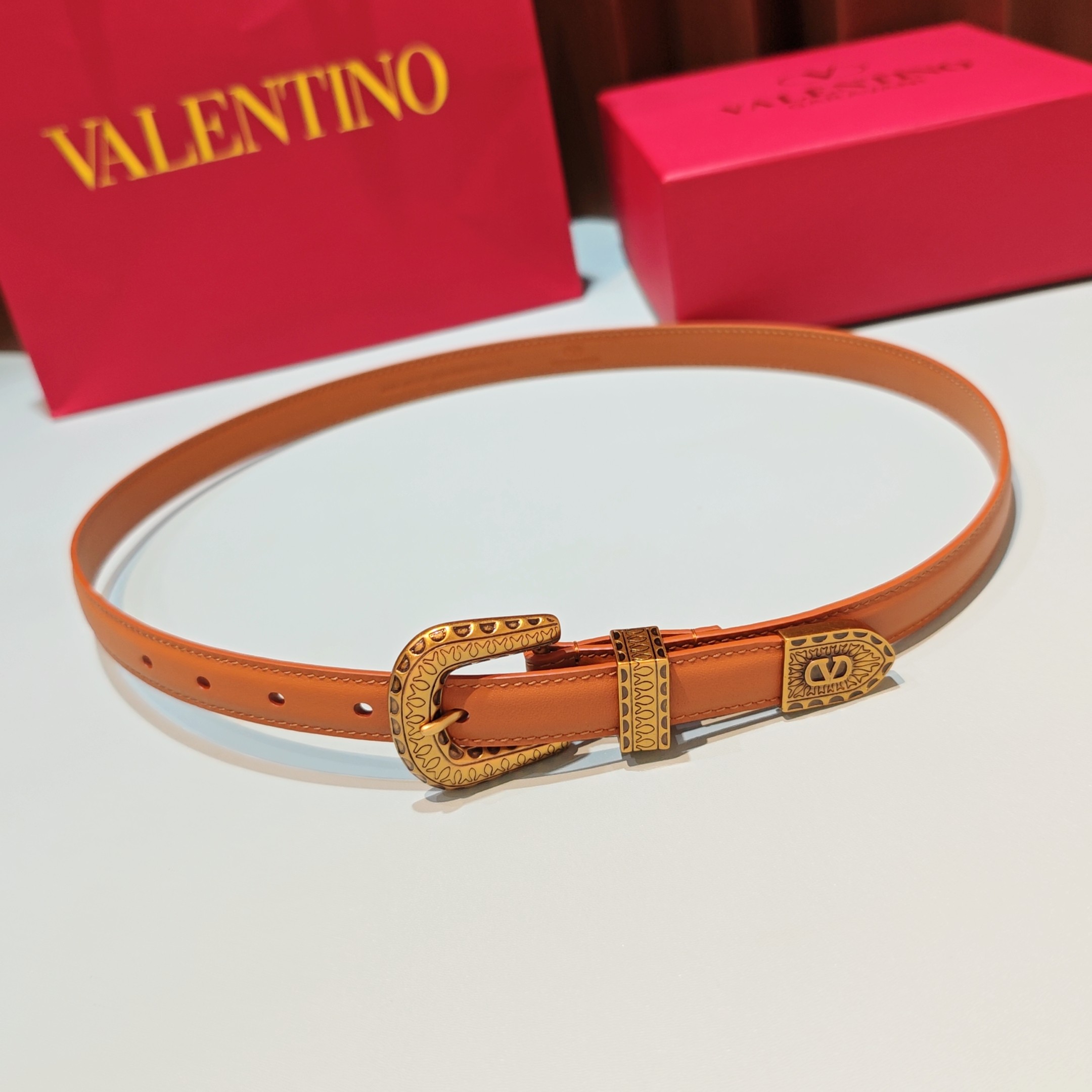 💥💥💥2.0cm 华伦天奴 腰带，双面头层牛皮，长度：75.80.85.90.95.100.105欧，铜