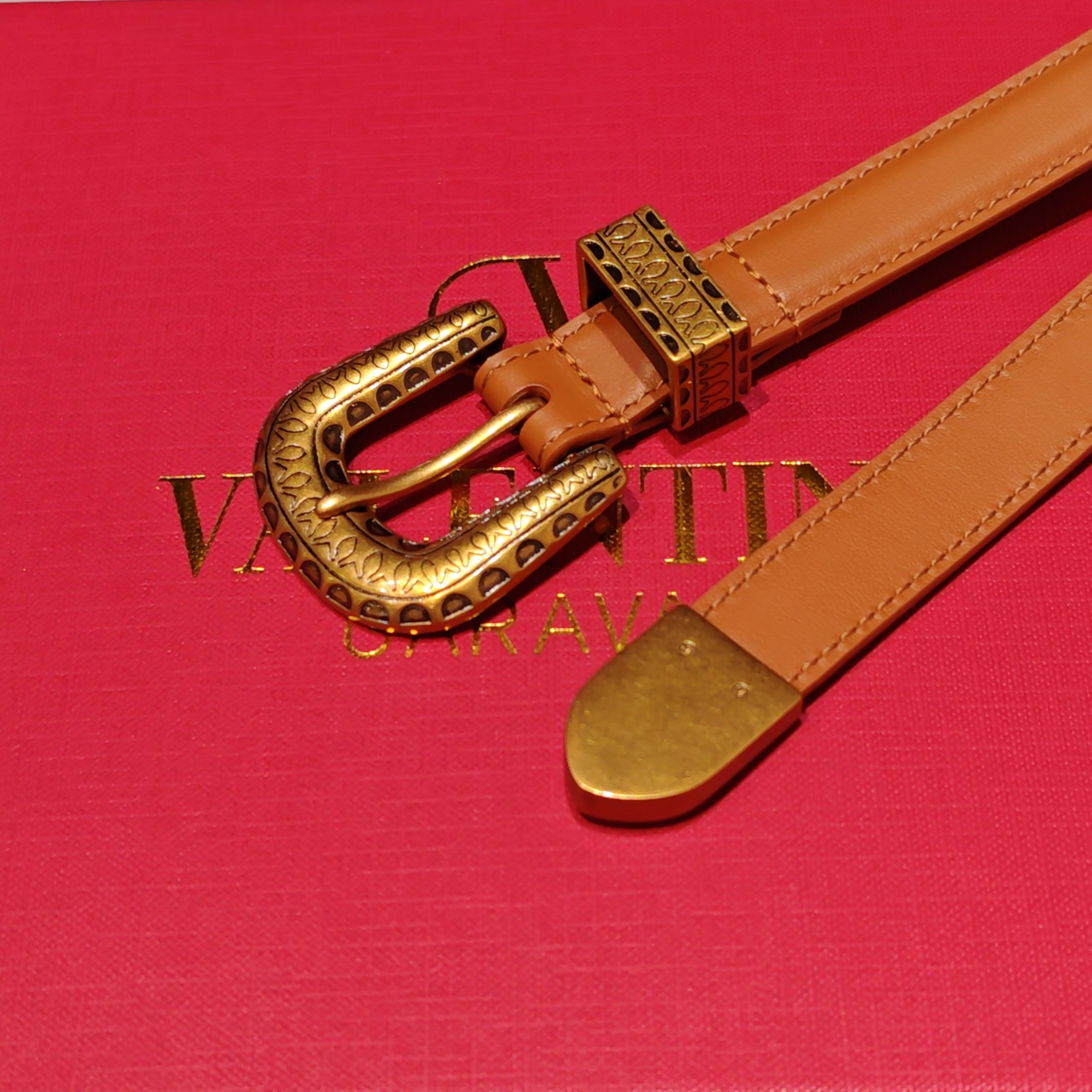 💥💥💥2.0cm 华伦天奴 腰带，双面头层牛皮，长度：75.80.85.90.95.100.105欧，铜