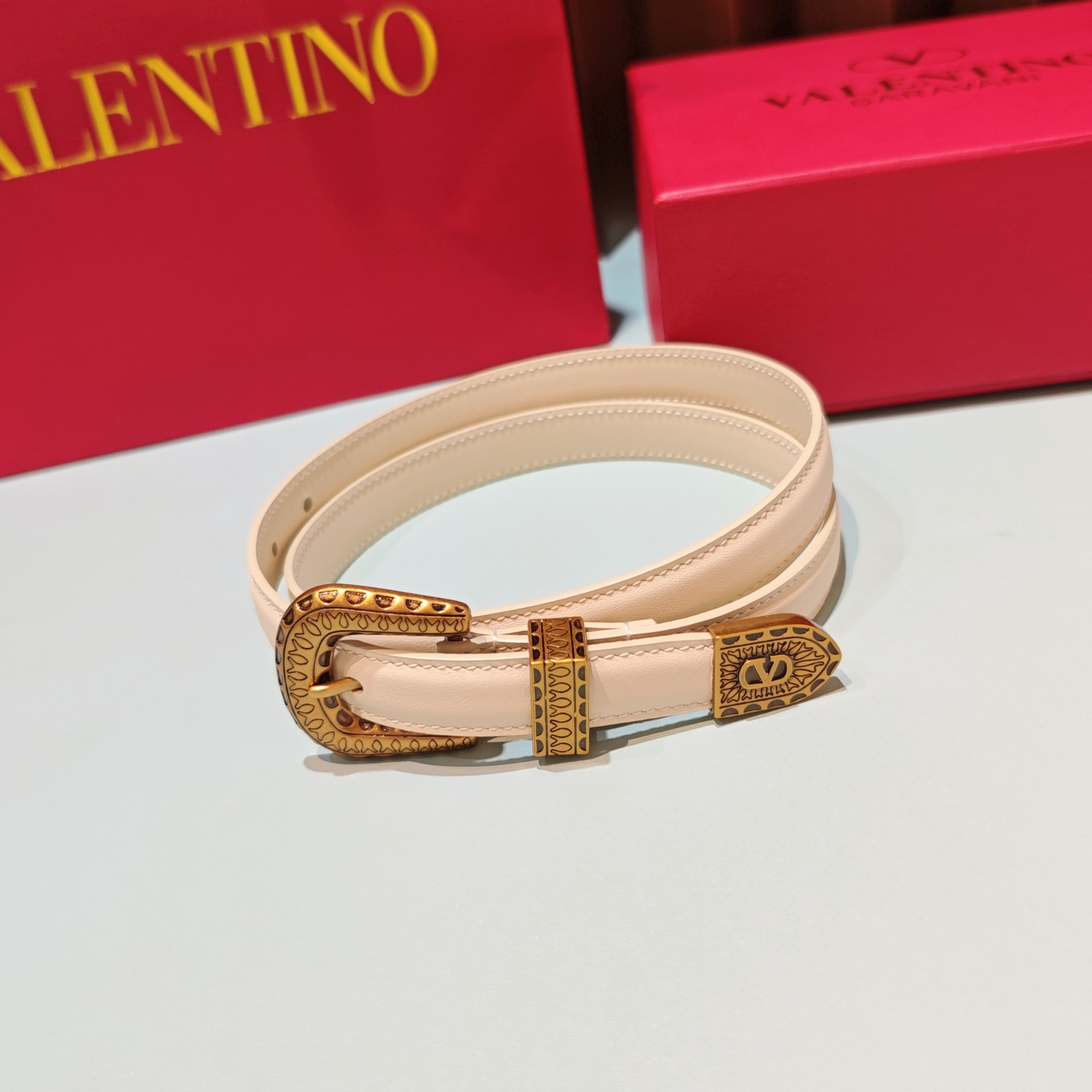 💥💥💥2.0cm 华伦天奴 腰带，双面头层牛皮，长度：75.80.85.90.95.100.105欧，铜