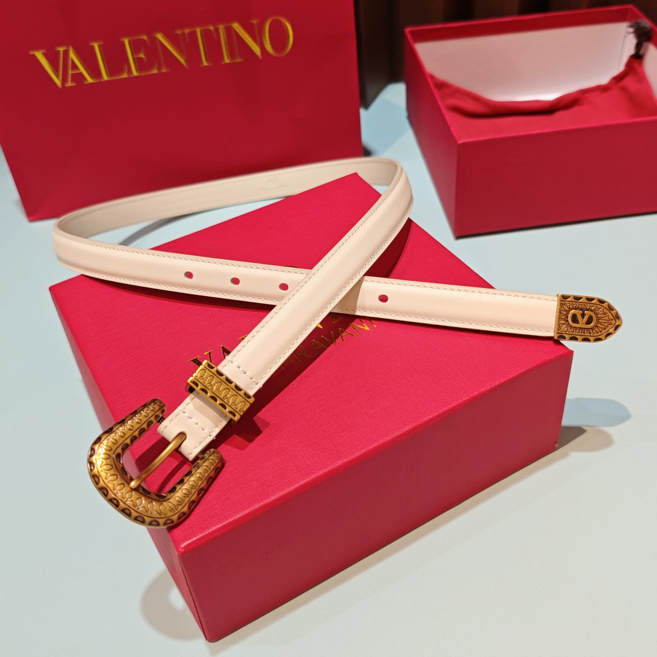 💥💥💥2.0cm 华伦天奴 腰带，双面头层牛皮，长度：75.80.85.90.95.100.105欧，铜