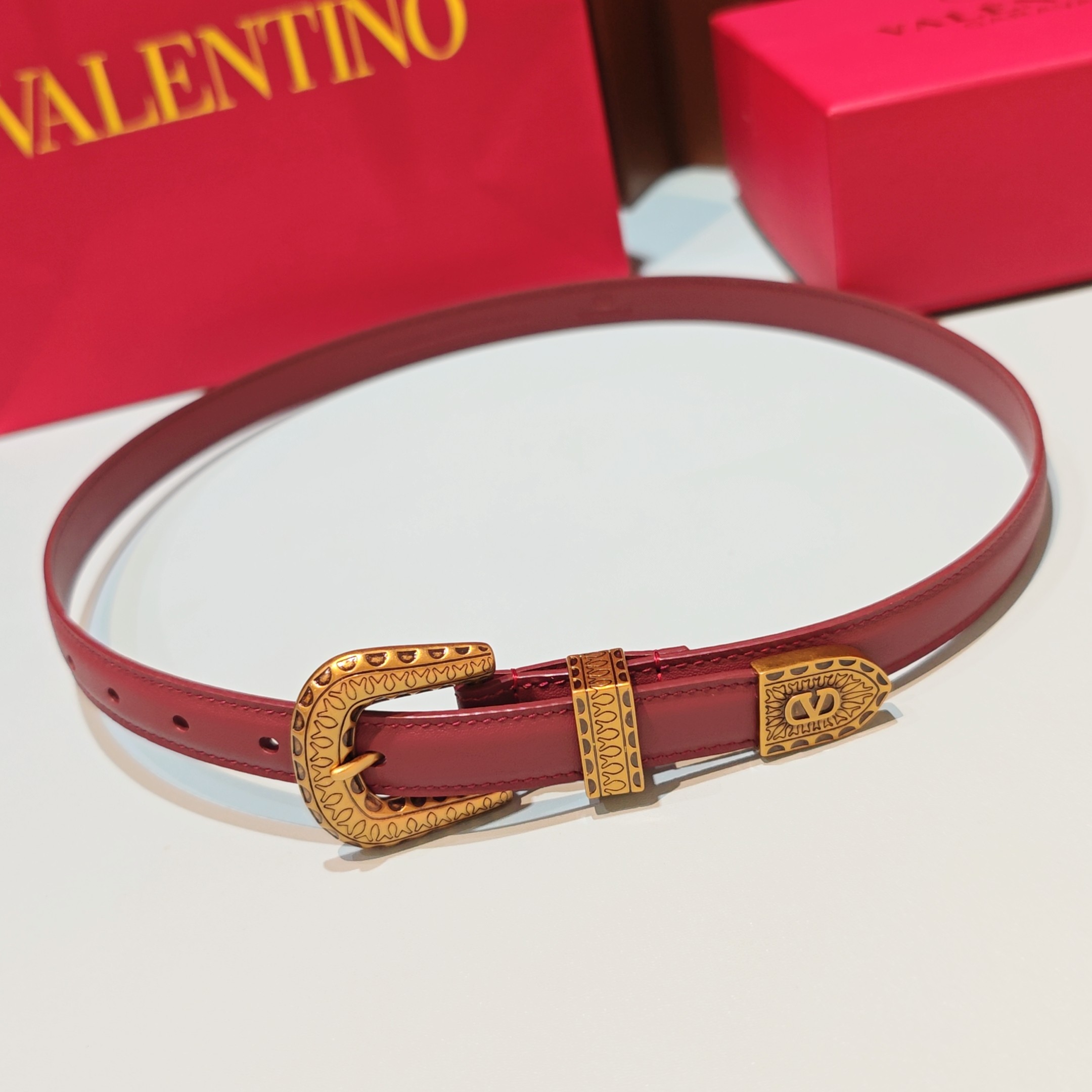 💥💥💥2.0cm 华伦天奴 腰带，双面头层牛皮，长度：75.80.85.90.95.100.105欧，铜