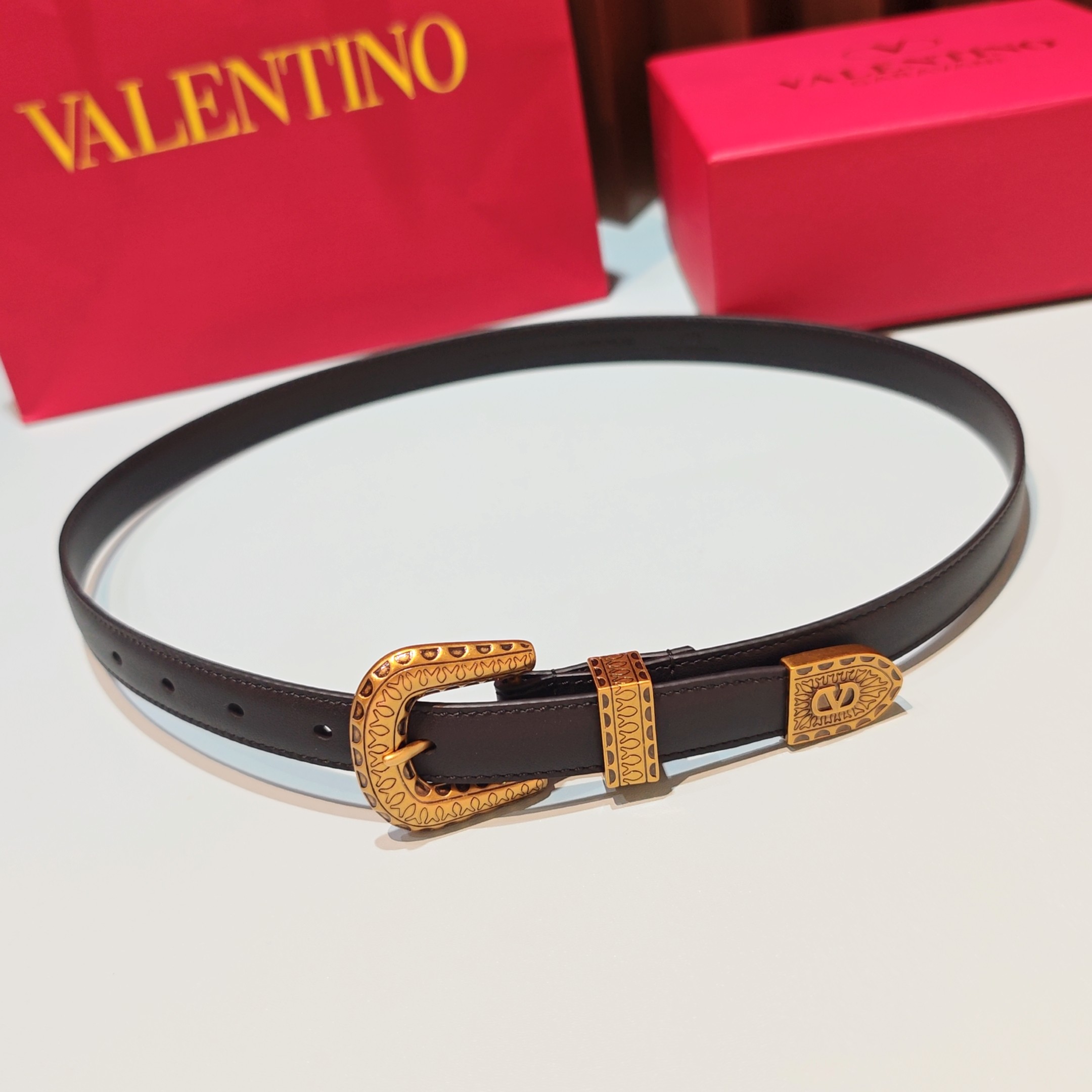 💥💥💥2.0cm 华伦天奴 腰带，双面头层牛皮，长度：75.80.85.90.95.100.105欧，铜