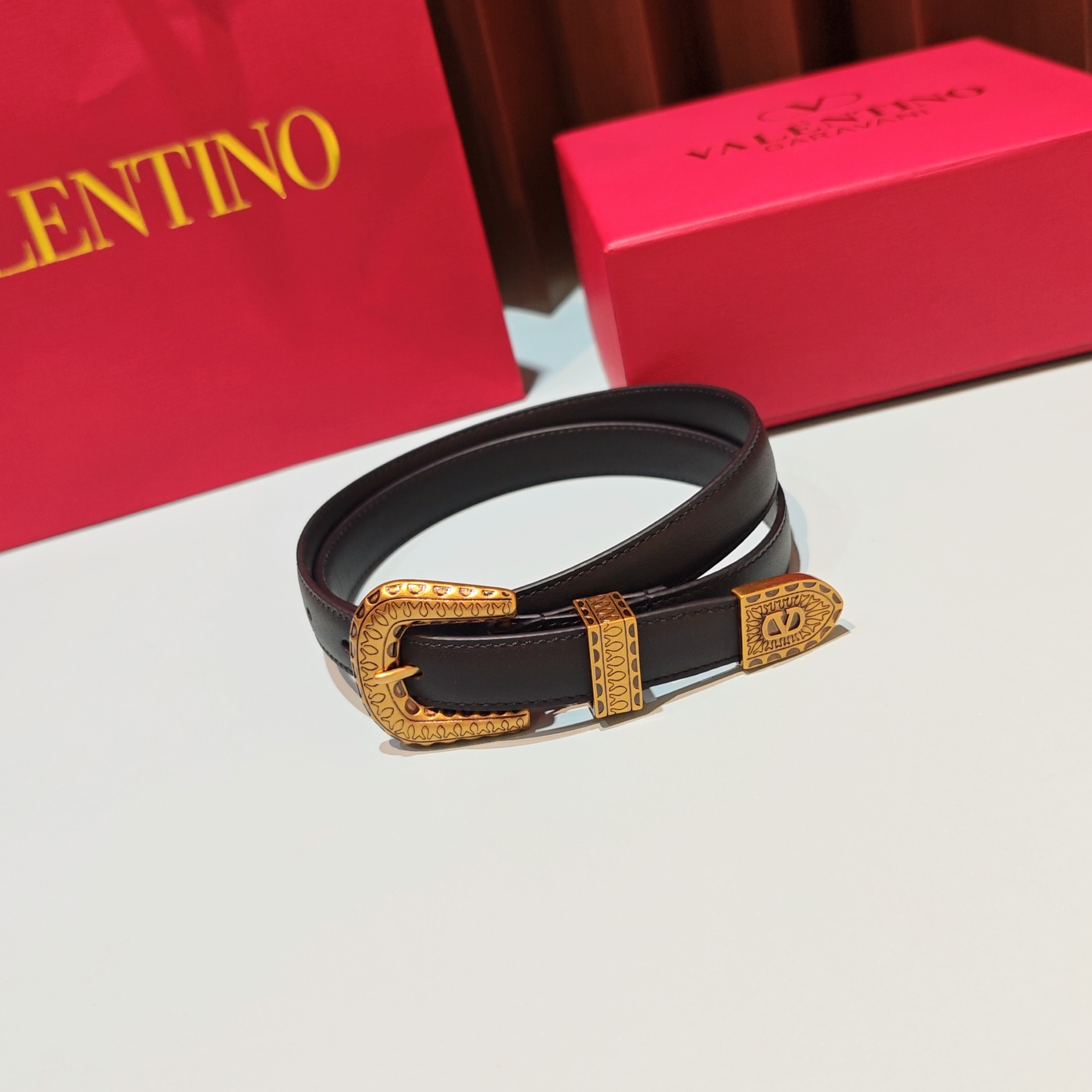 💥💥💥2.0cm 华伦天奴 腰带，双面头层牛皮，长度：75.80.85.90.95.100.105欧，铜