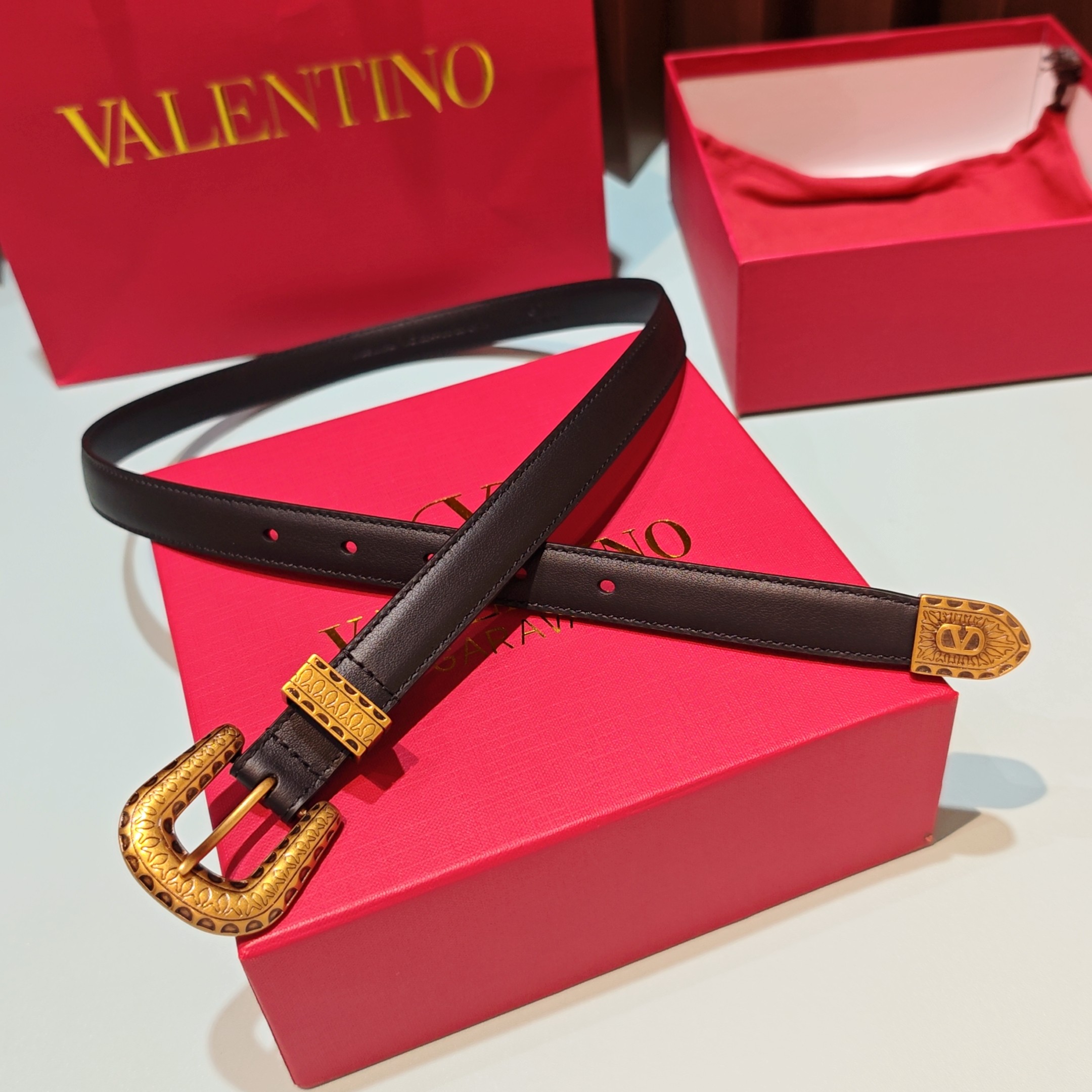 💥💥💥2.0cm 华伦天奴 腰带，双面头层牛皮，长度：75.80.85.90.95.100.105欧，铜