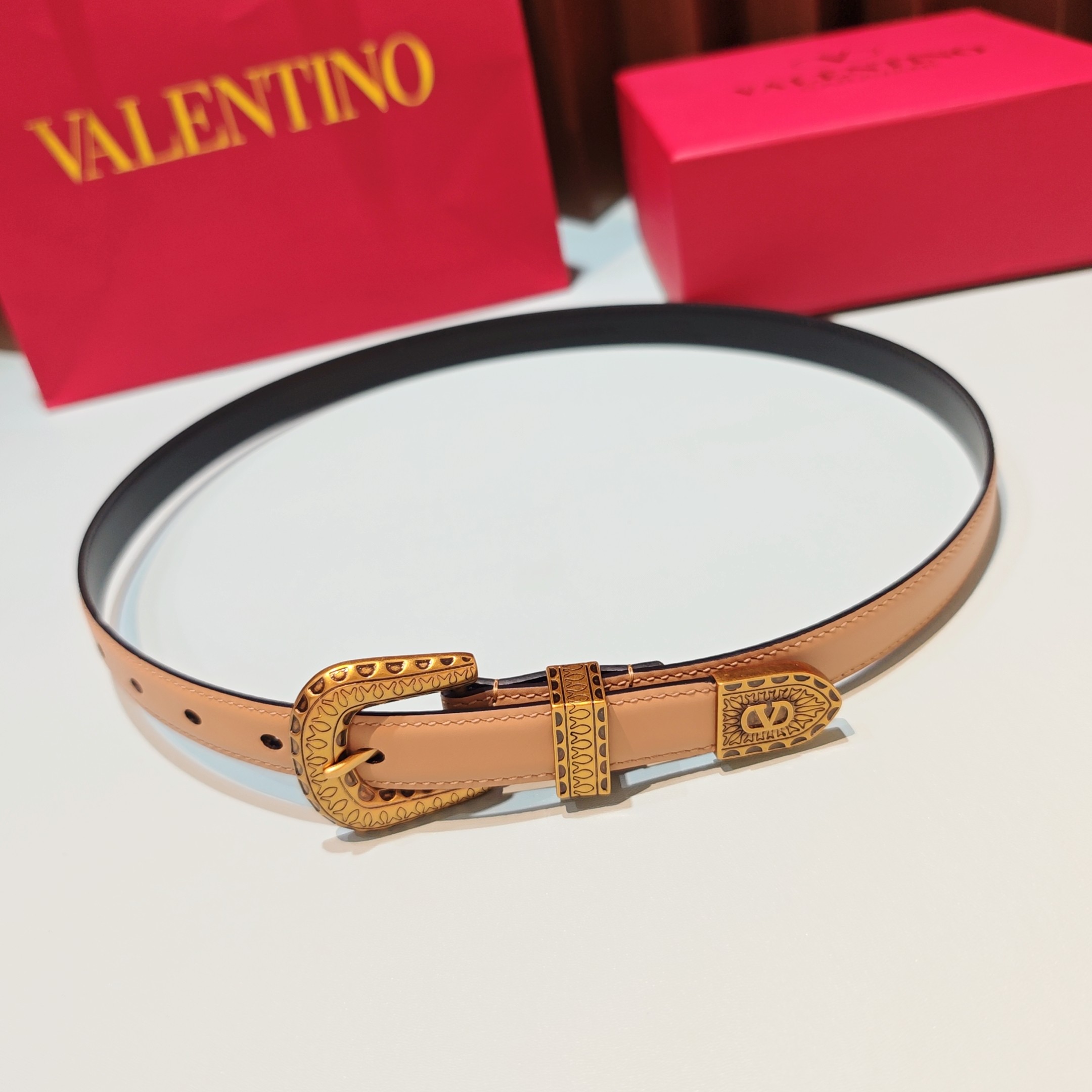 💥💥💥2.0cm 华伦天奴 腰带，双面头层牛皮，长度：75.80.85.90.95.100.105欧，铜