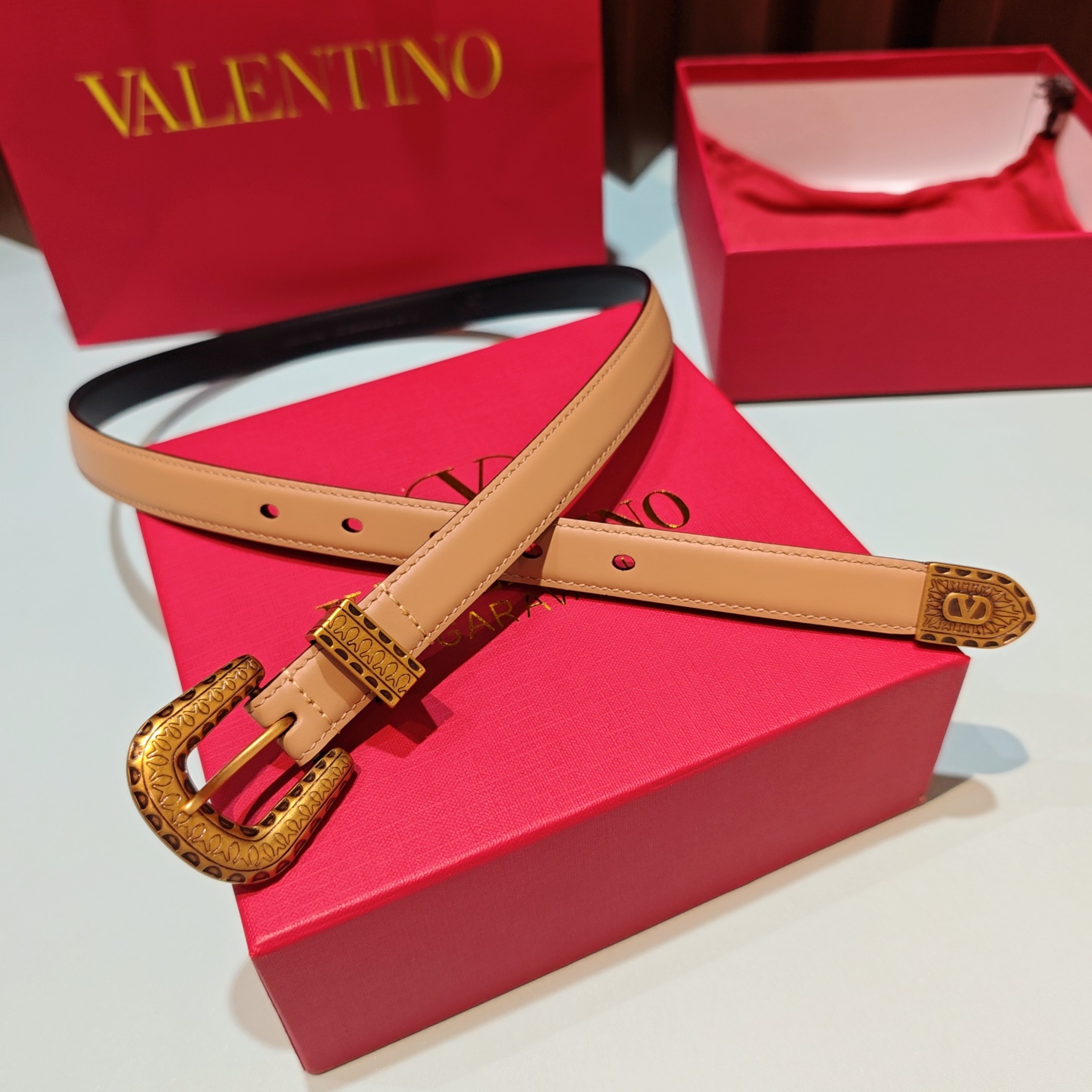 💥💥💥2.0cm 华伦天奴 腰带，双面头层牛皮，长度：75.80.85.90.95.100.105欧，铜