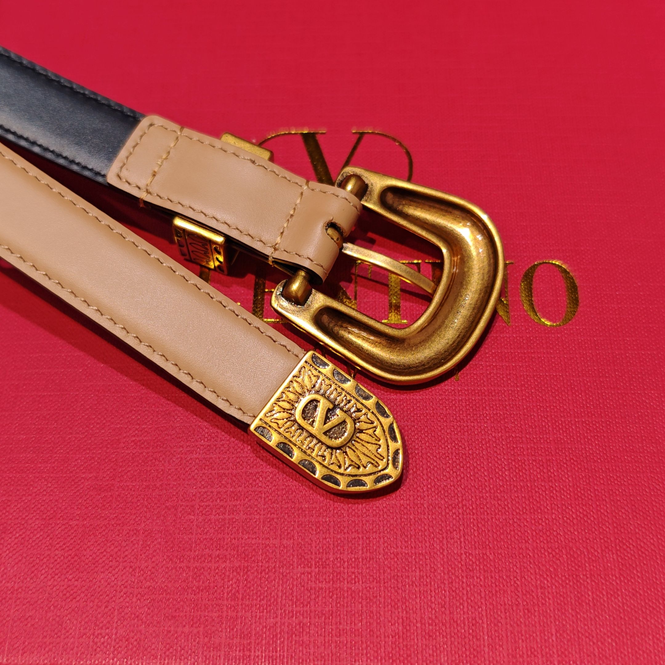 💥💥💥2.0cm 华伦天奴 腰带，双面头层牛皮，长度：75.80.85.90.95.100.105欧，铜