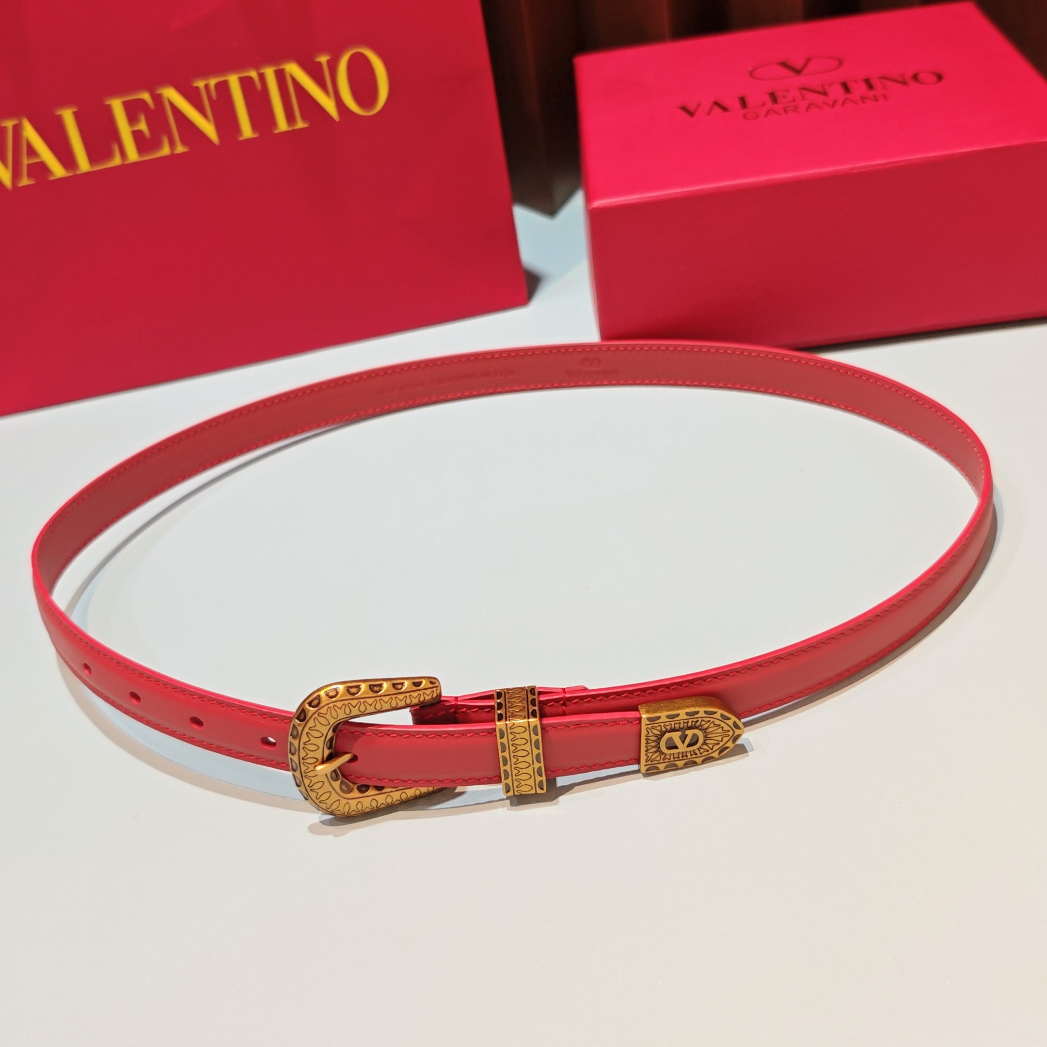 💥💥💥2.0cm 华伦天奴 腰带，双面头层牛皮，长度：75.80.85.90.95.100.105欧，铜