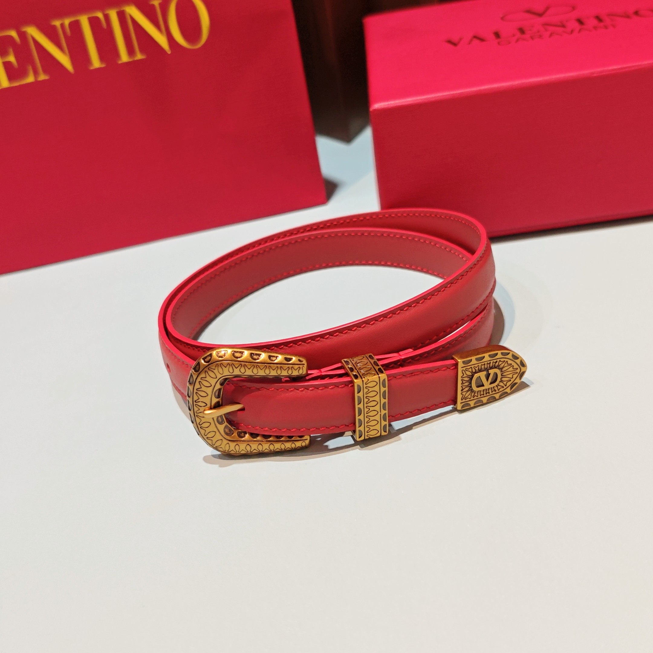 💥💥💥2.0cm 华伦天奴 腰带，双面头层牛皮，长度：75.80.85.90.95.100.105欧，铜