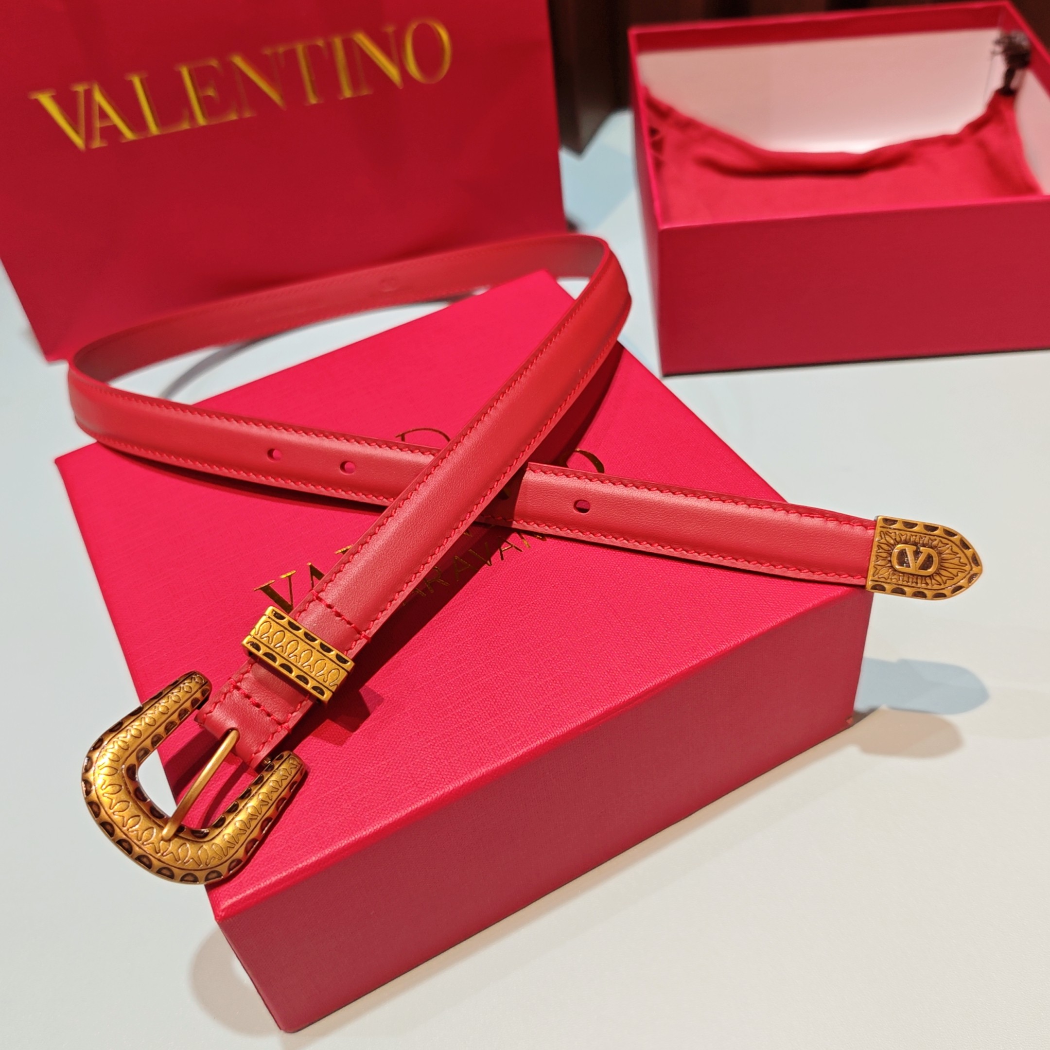 💥💥💥2.0cm 华伦天奴 腰带，双面头层牛皮，长度：75.80.85.90.95.100.105欧，铜