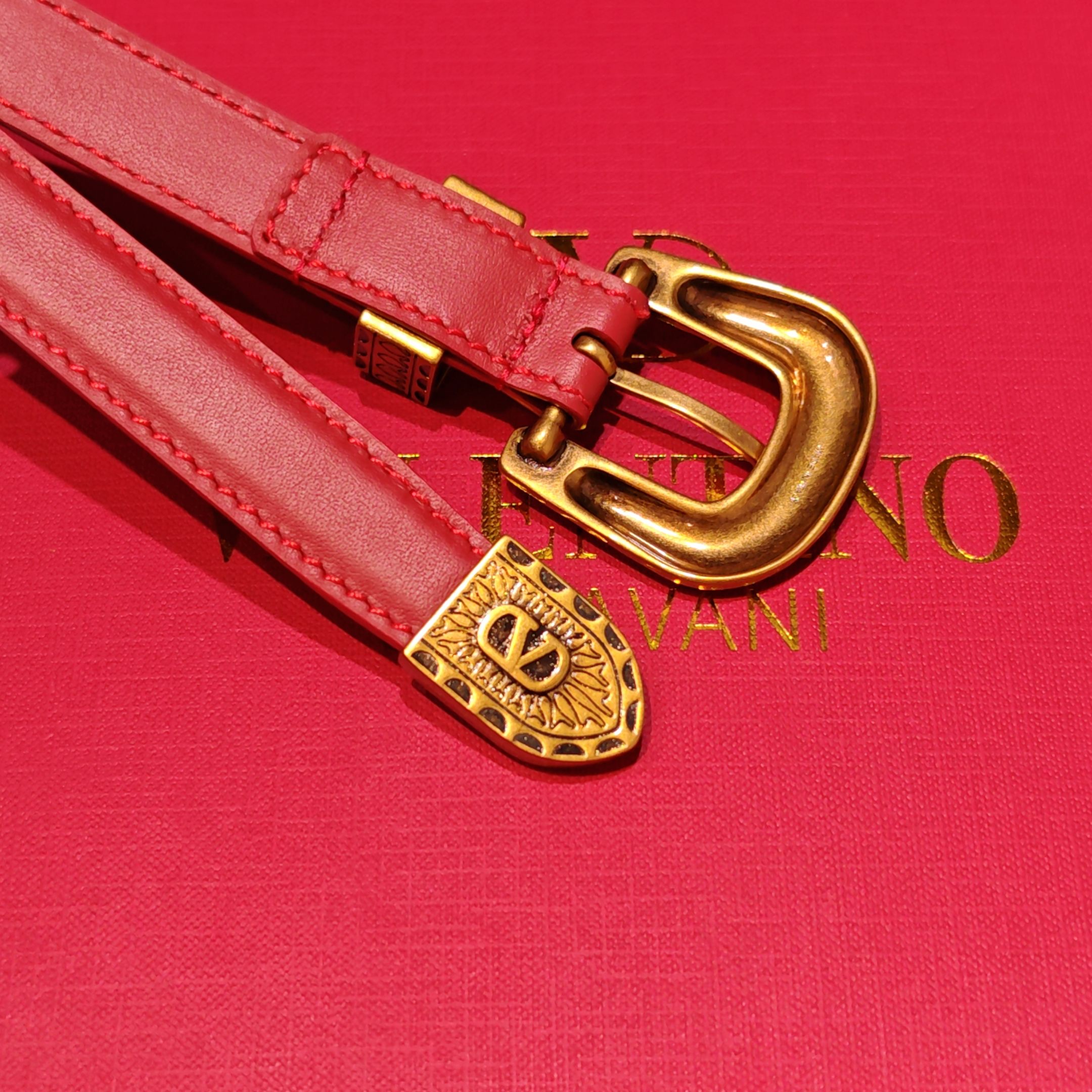 💥💥💥2.0cm 华伦天奴 腰带，双面头层牛皮，长度：75.80.85.90.95.100.105欧，铜