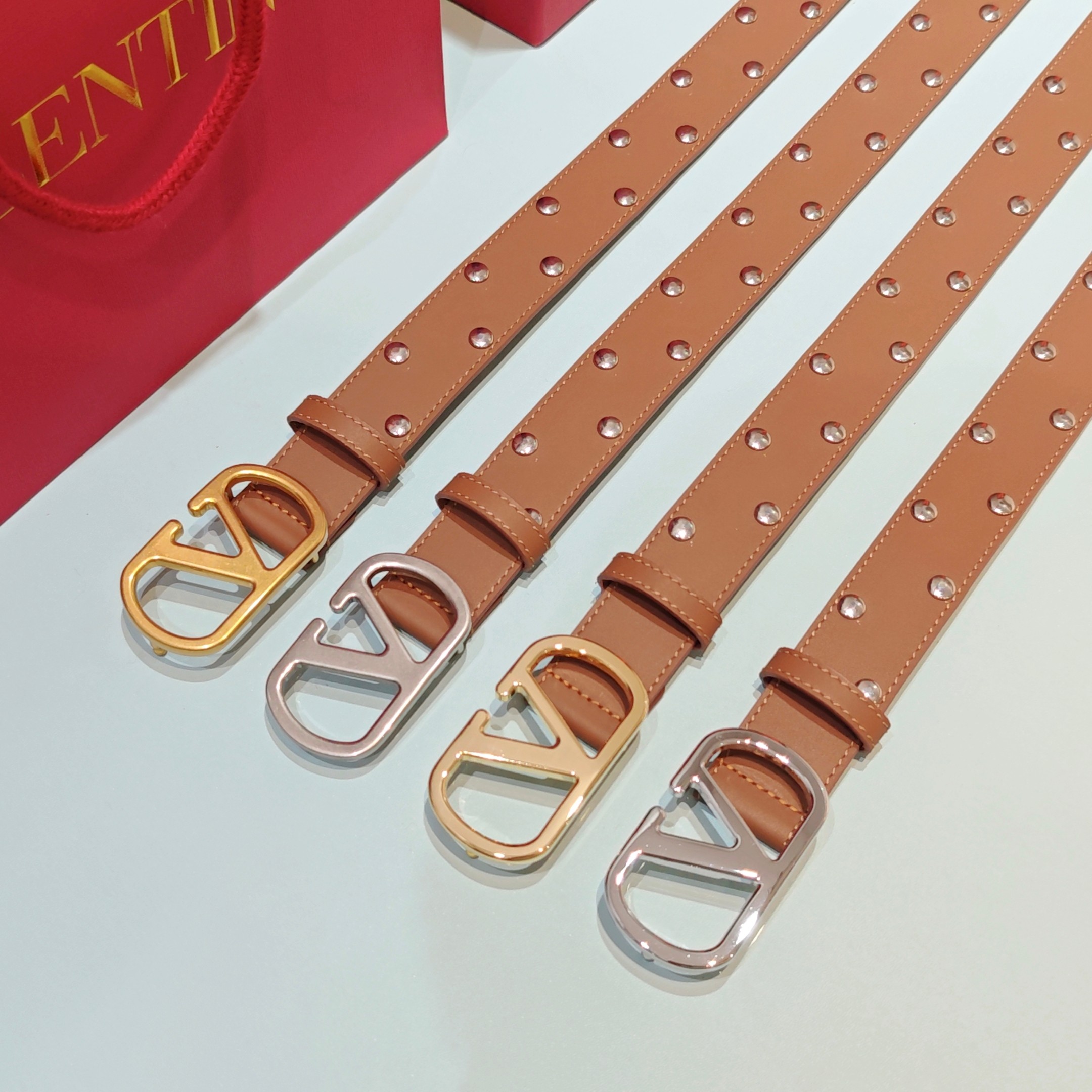 💥💥💥3.0cm 华伦天奴 腰带，双面头层牛皮，长度：75.80.85.90.95.100.105欧，铜