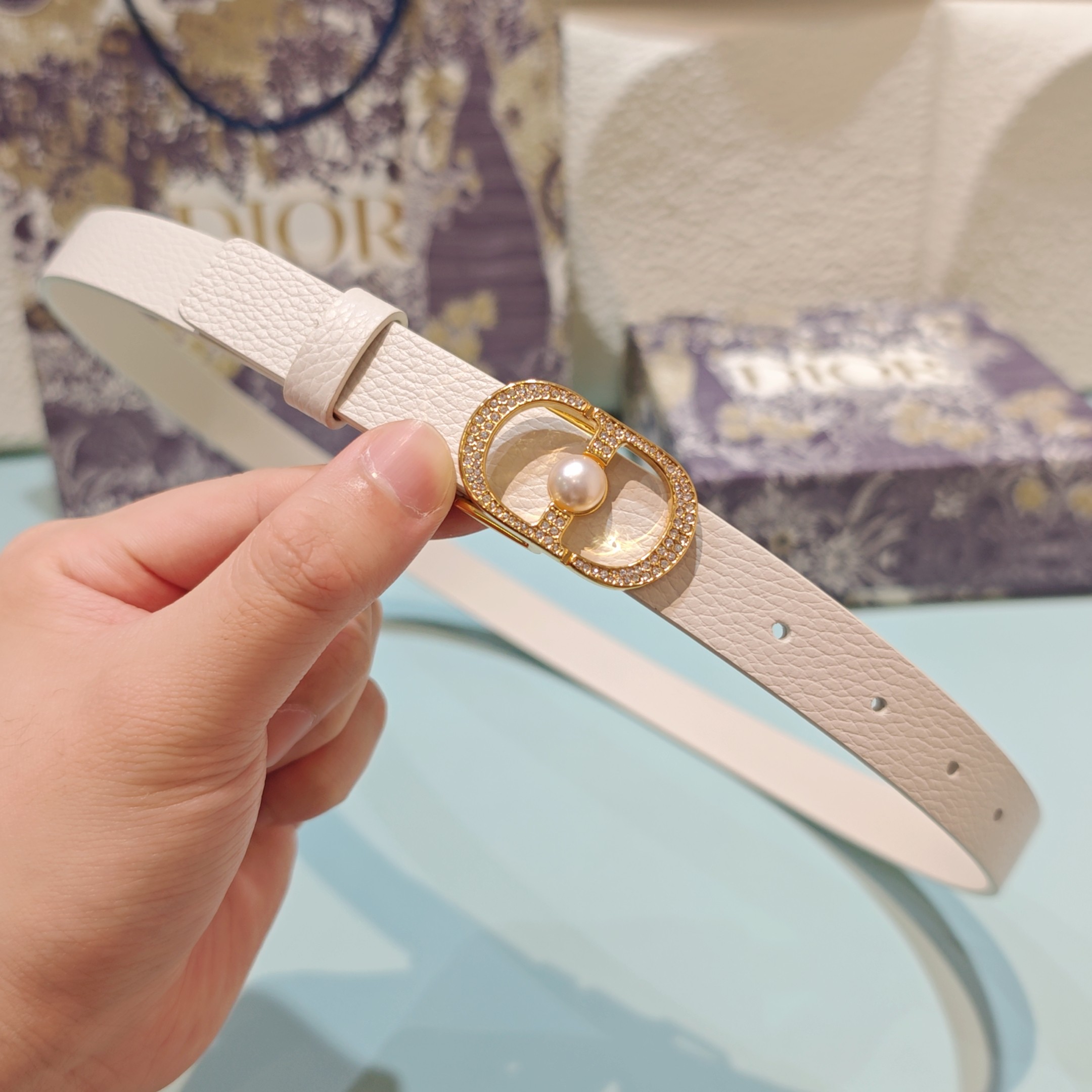 _diy9szQQ-W8q6pFRFzdvnhjYv51Dl8JkN3t2oXw