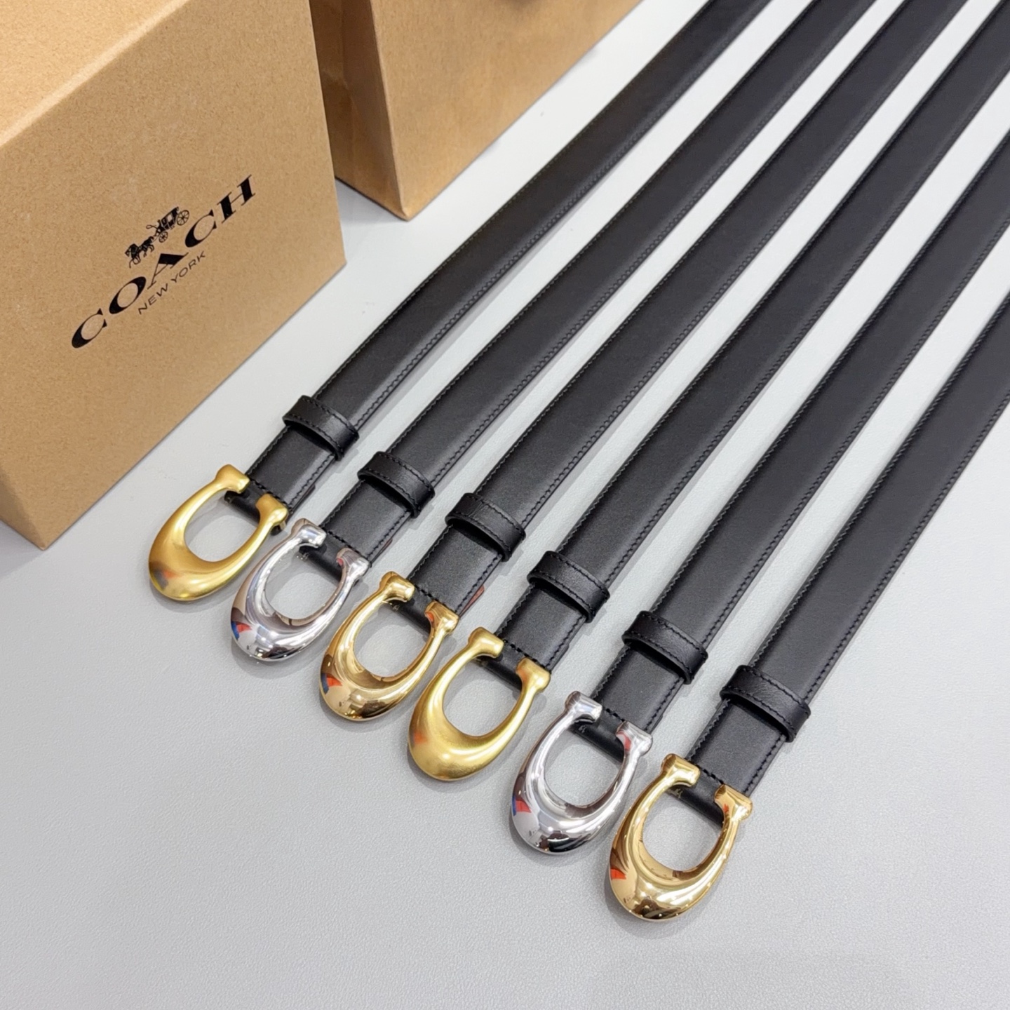 💥💥💥2.5cm蔻驰COACH腰带，双面头层牛皮，长度：75.80.85.90.95.100.105欧，