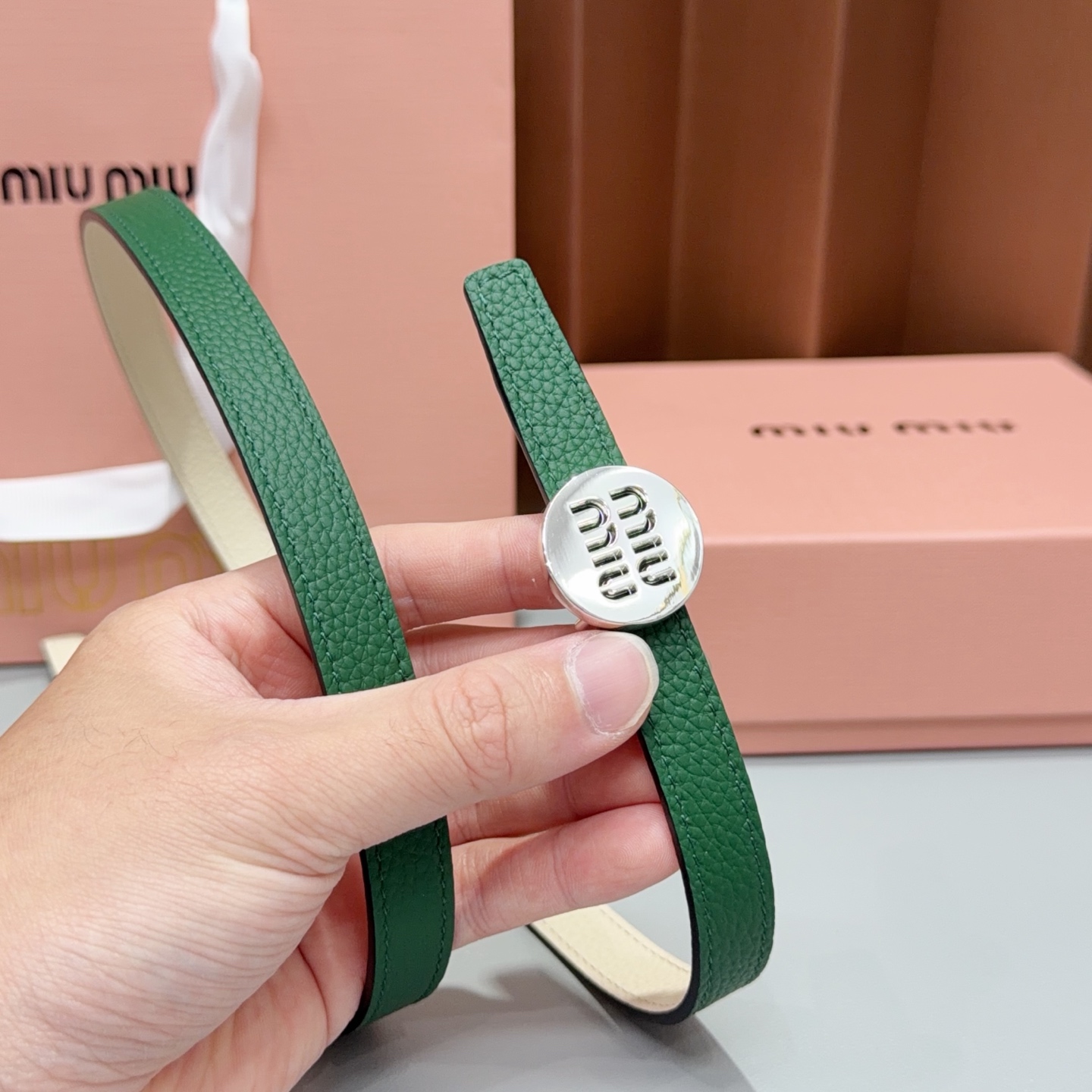 💥💥💥1.5cm缪缪miu min腰带，双面头层牛皮，长度：75.80.85.90.95.100.105欧。 
