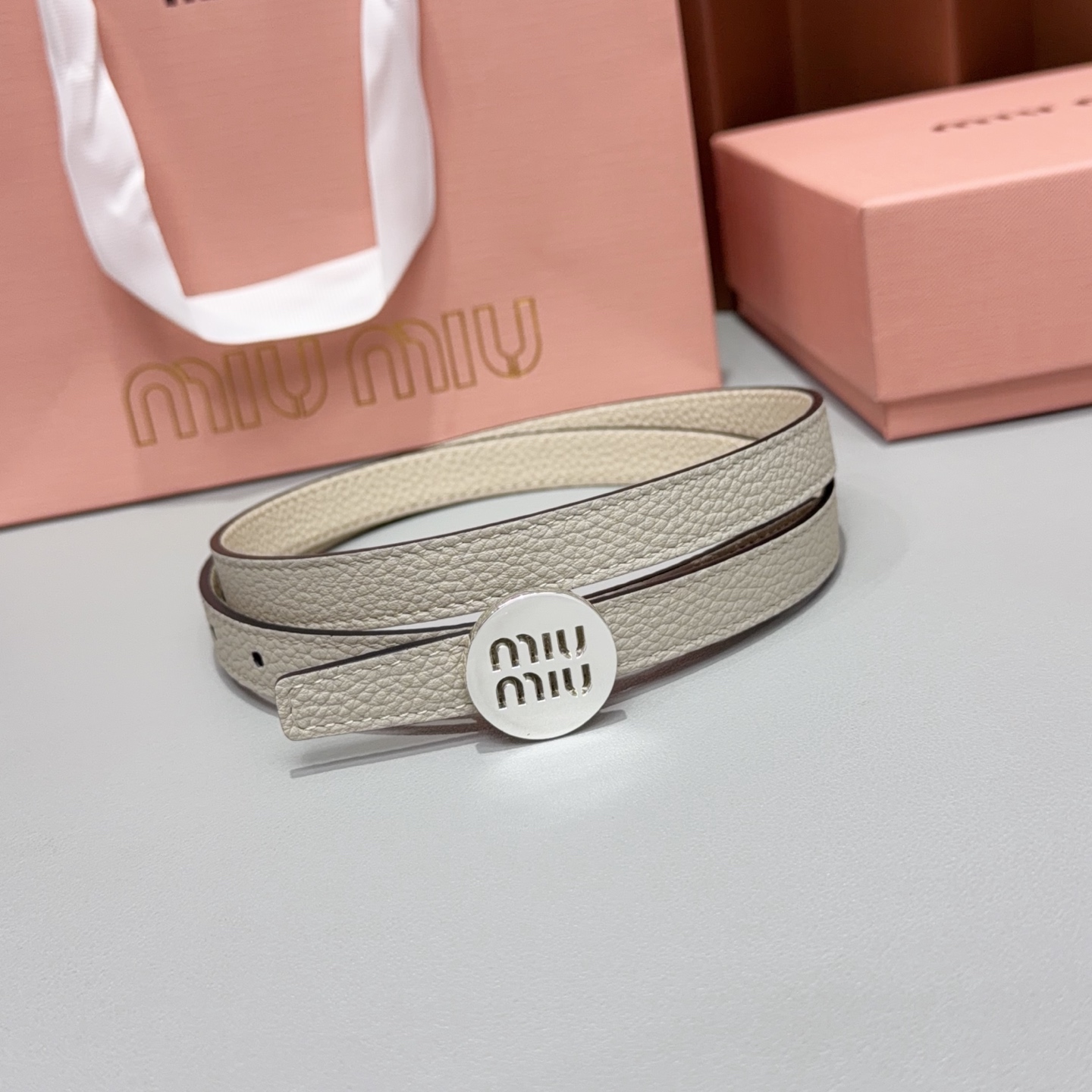 💥💥💥1.5cm缪缪miu min腰带，双面头层牛皮，长度：75.80.85.90.95.100.105欧。