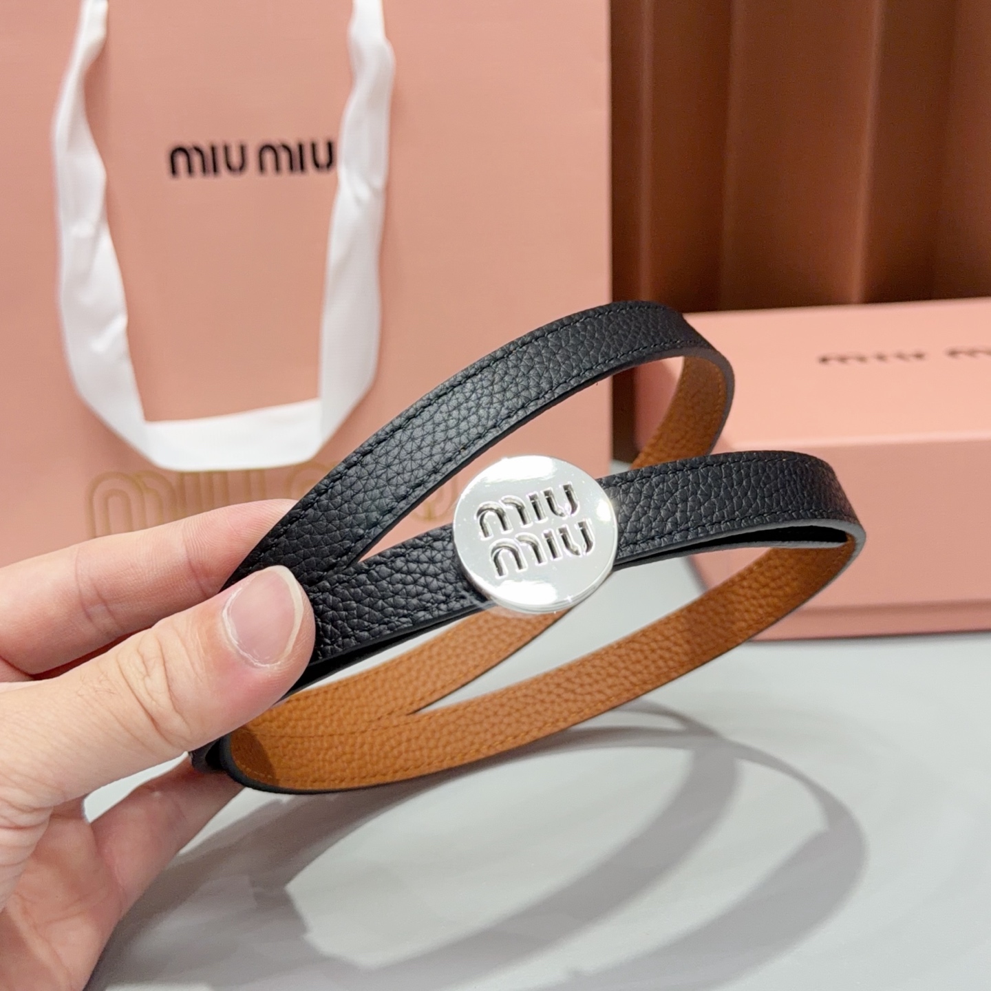 💥💥💥1.5cm缪缪miu min腰带，双面头层牛皮，长度：75.80.85.90.95.100.105欧。  