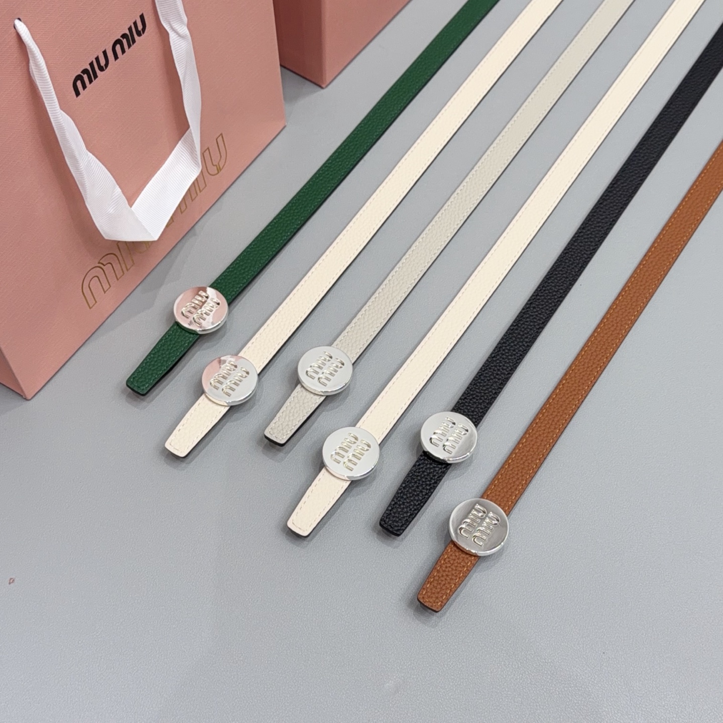 💥💥💥1.5cm缪缪miu min腰带，双面头层牛皮，长度：75.80.85.90.95.100.105欧。 